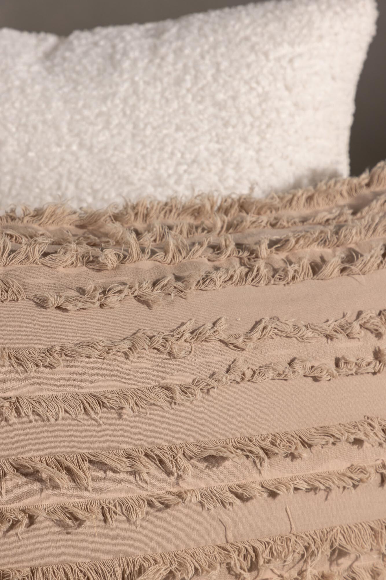 Edith Kissenbezug: Elegantes Design aus Baumwolle, modern und vielseitig. Perfekt für Sofa, Bett oder Sessel. Frischer Wind für Ihr Zuhause.