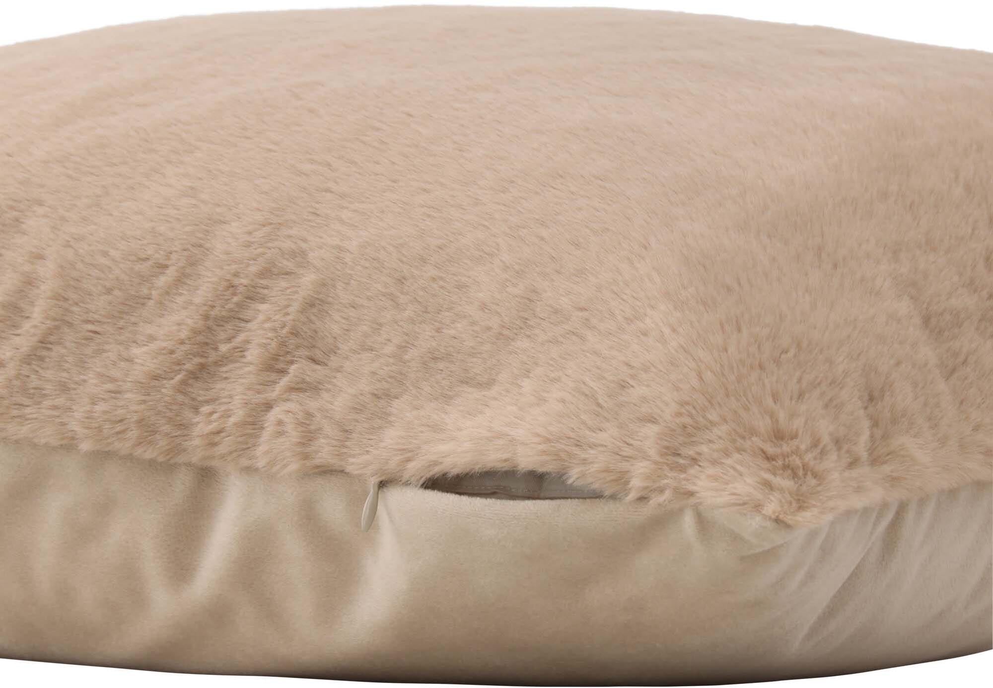 Eleganter Thea Kissenbezug von Venture Home: Hochwertiges Polyester, champagnerfarben, pflegeleicht, mit verdecktem Reissverschluss.