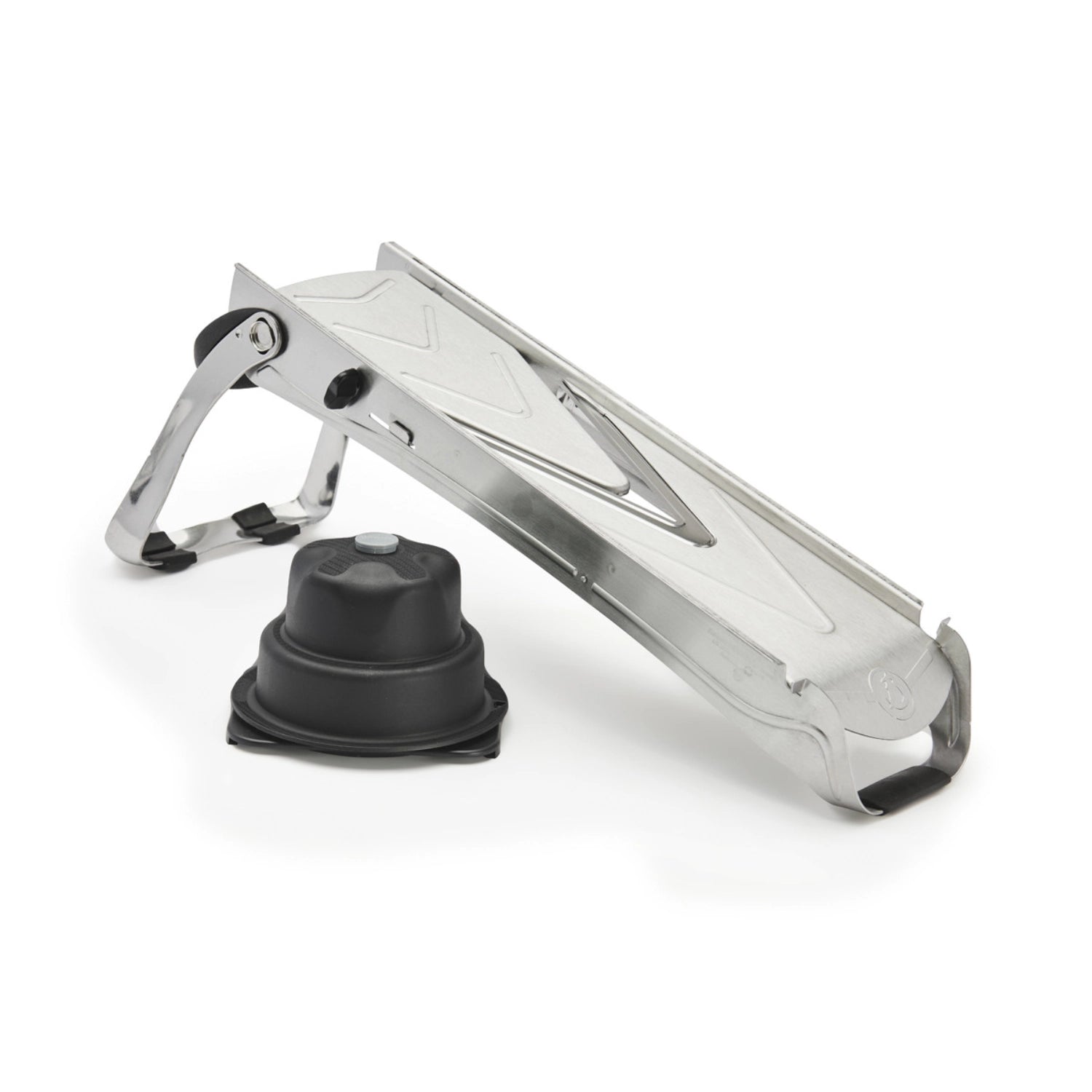 Entdecken Sie die Mandoline Vantage von de Buyer: Ein robustes Edelstahl-Küchenwerkzeug mit 4 Julienne-Einsätzen für vielseitige Schneidetechniken.