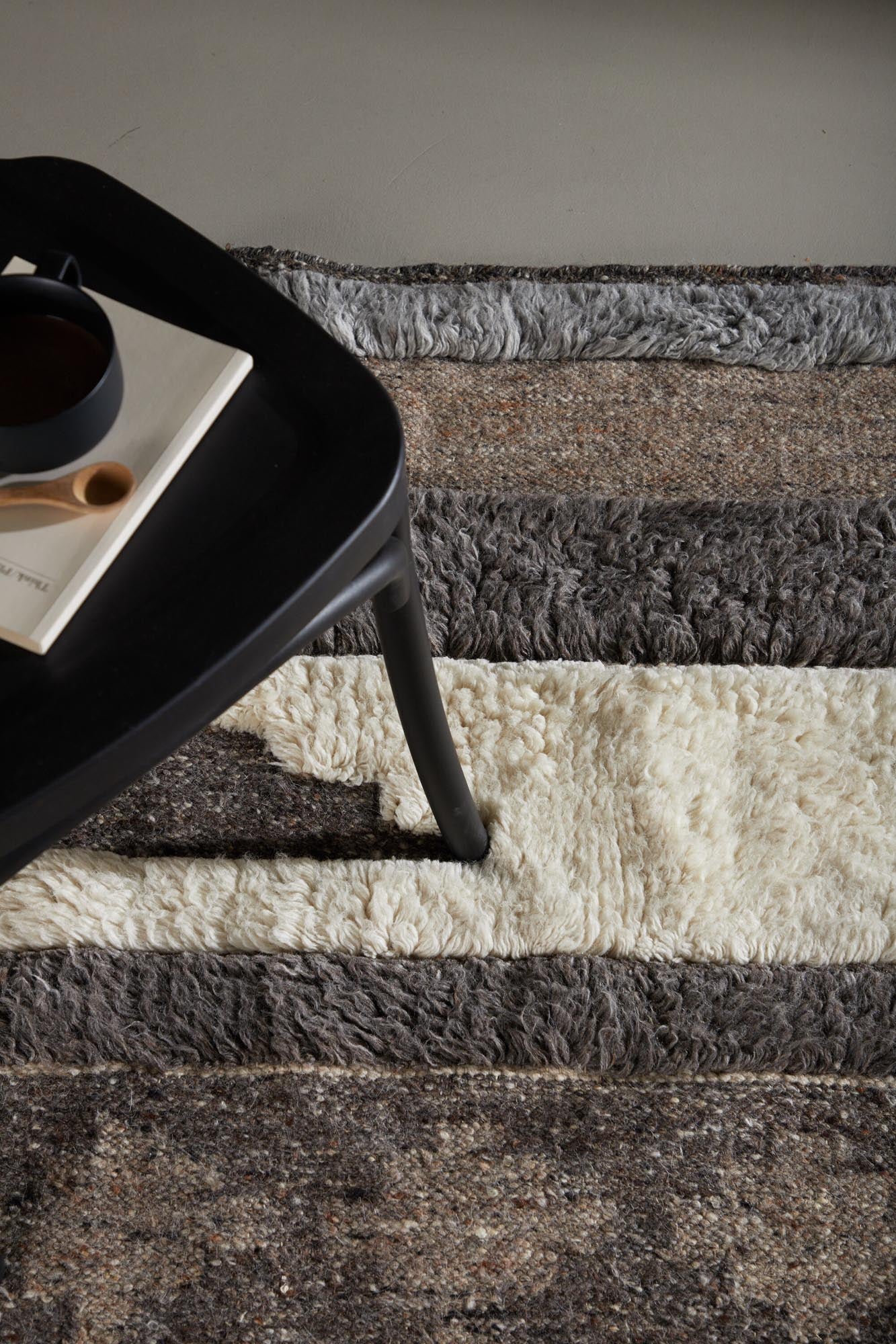 Vincent Teppich von Venture Home: Hochwertige Mischwolle, stilvolles Design und gemütliche Atmosphäre für Ihr Zuhause.