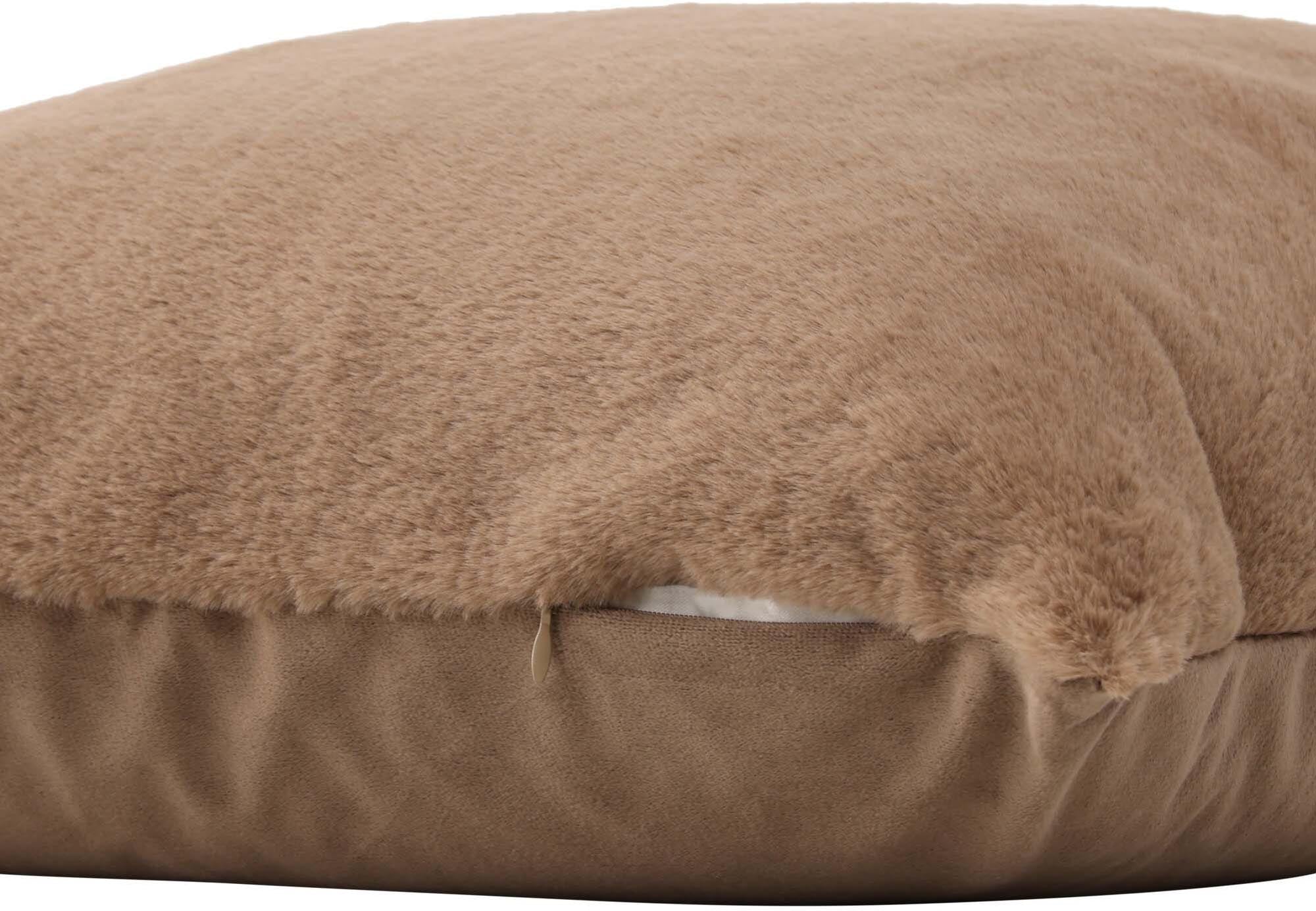 Eleganter Thea Kissenbezug von Venture Home für zeitlose Wohnkultur.