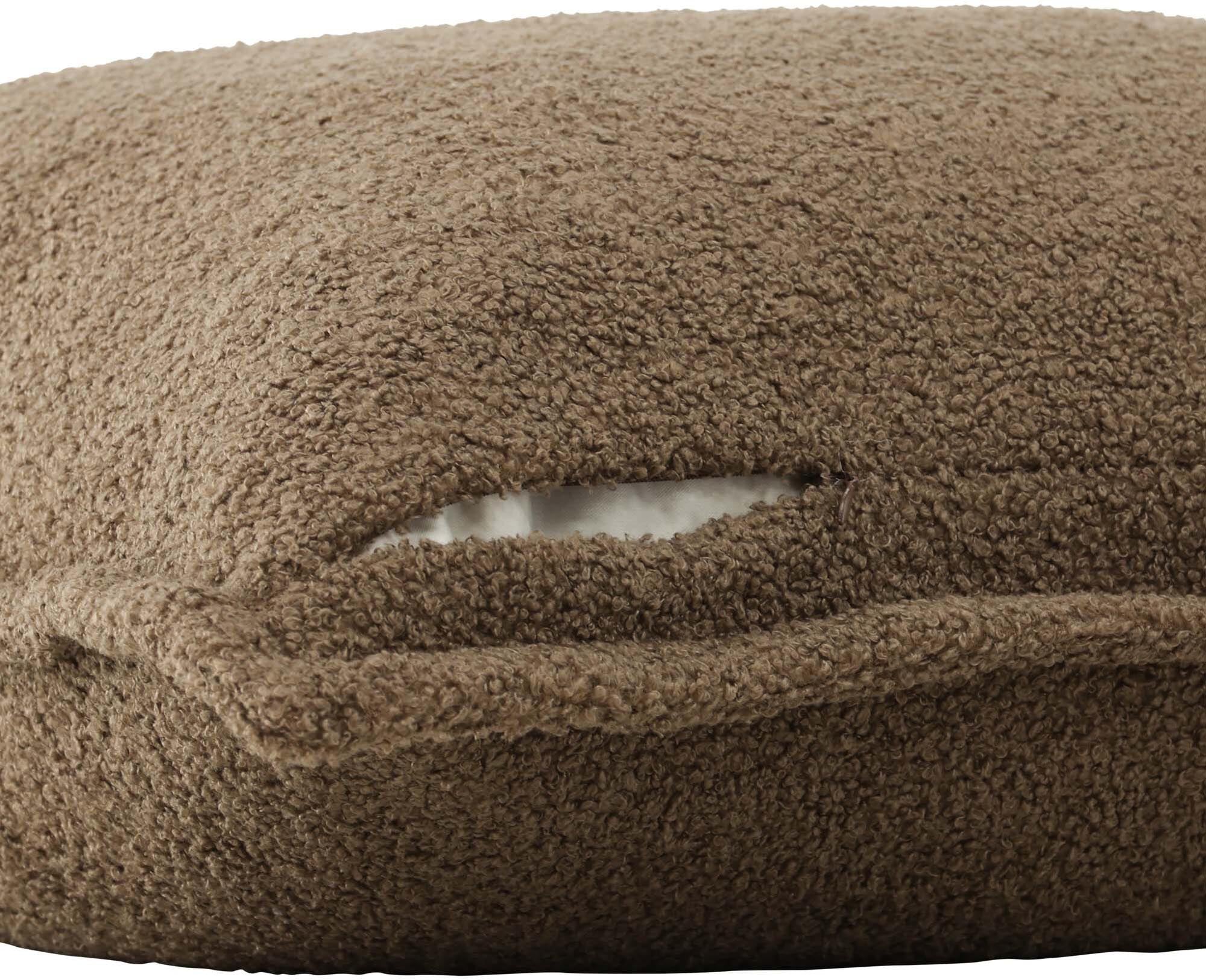 Tuva Kissenbezug von Venture Home: Hochwertiger Polyester, elegantes Design und vielfältige Farben für ein gemütliches Zuhause.