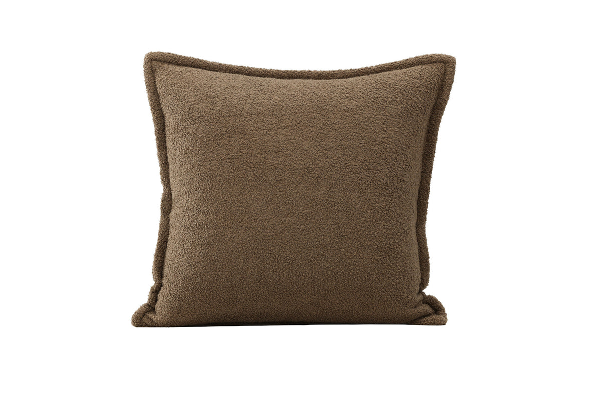 Tuva Kissenbezug in Braun präsentiert im Onlineshop von KAQTU Design AG. Deko Kissenbezug ist von Venture Home