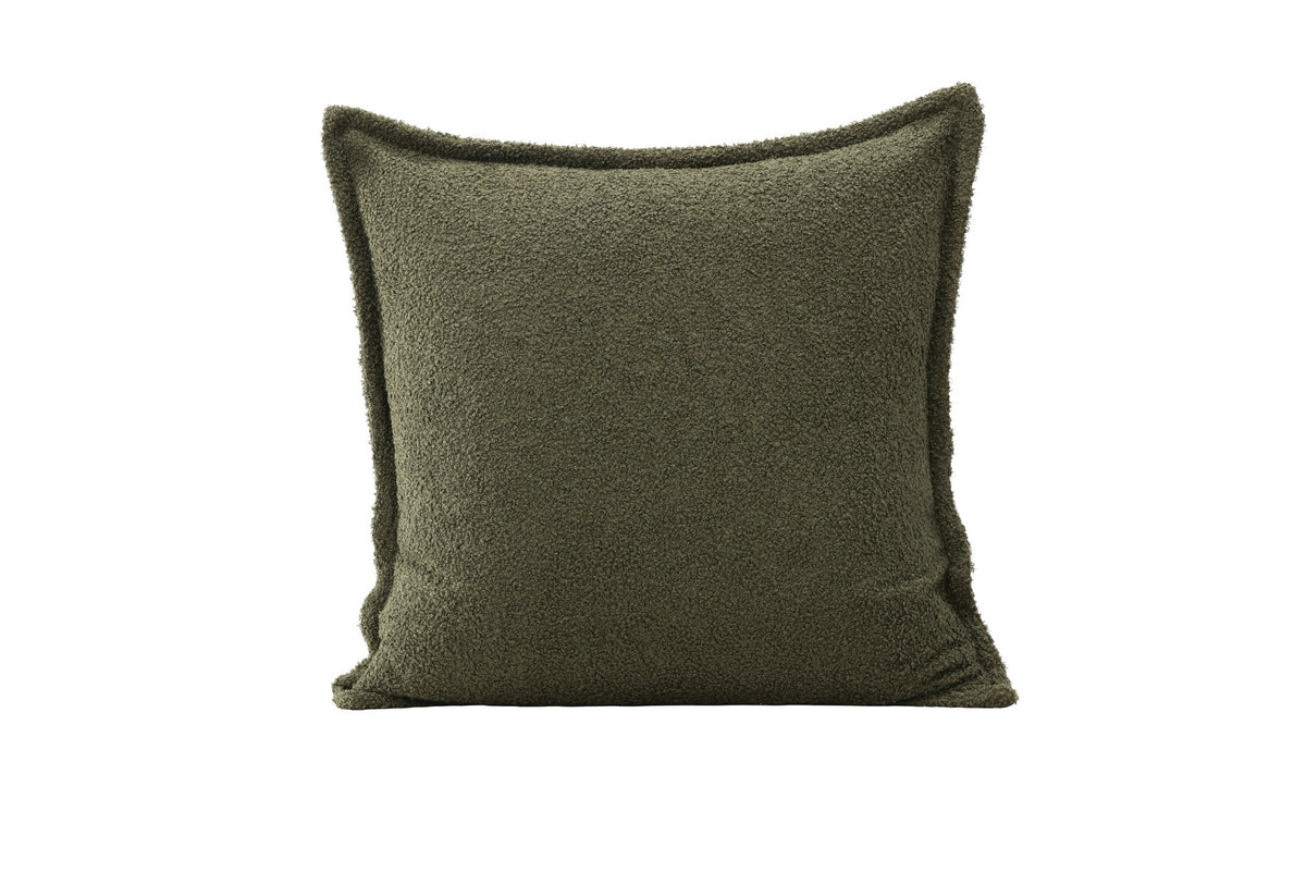 Tuva Kissenbezug in Dunkelgrün präsentiert im Onlineshop von KAQTU Design AG. Deko Kissenbezug ist von Venture Home