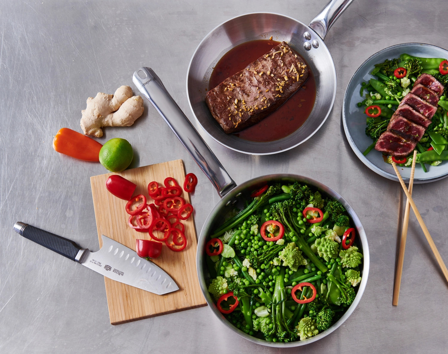 Erleben Sie die GERADE SAUTEUSE ALCHIMY 28 CM von de Buyer – perfekt für gleichmäßiges Braten und Anbraten. Hochwertige Verarbeitung für beste Ergebnisse!