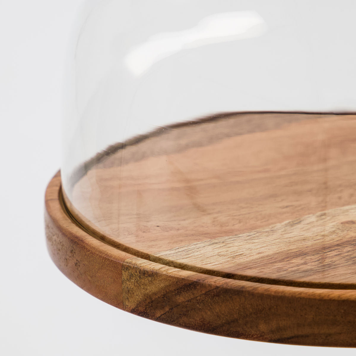 Elegante Käseglocke von Nicolas Vahé: Ideal für Käse, Muffins und mehr, hält Lebensmittel frisch und ansprechend.