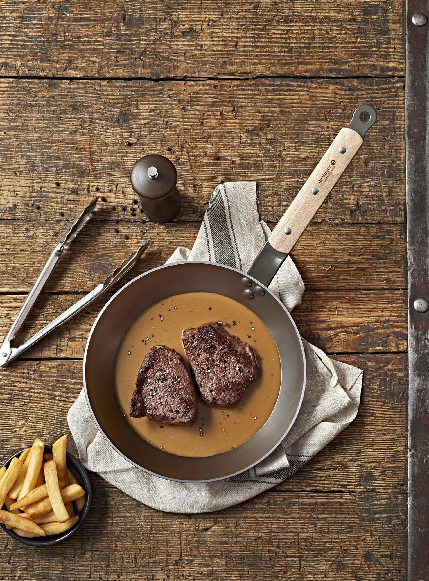 Robuste 20cm Bratpfanne aus Mineral B Element von de Buyer, ideal für gesundes Braten und langlebige Kochfreude.