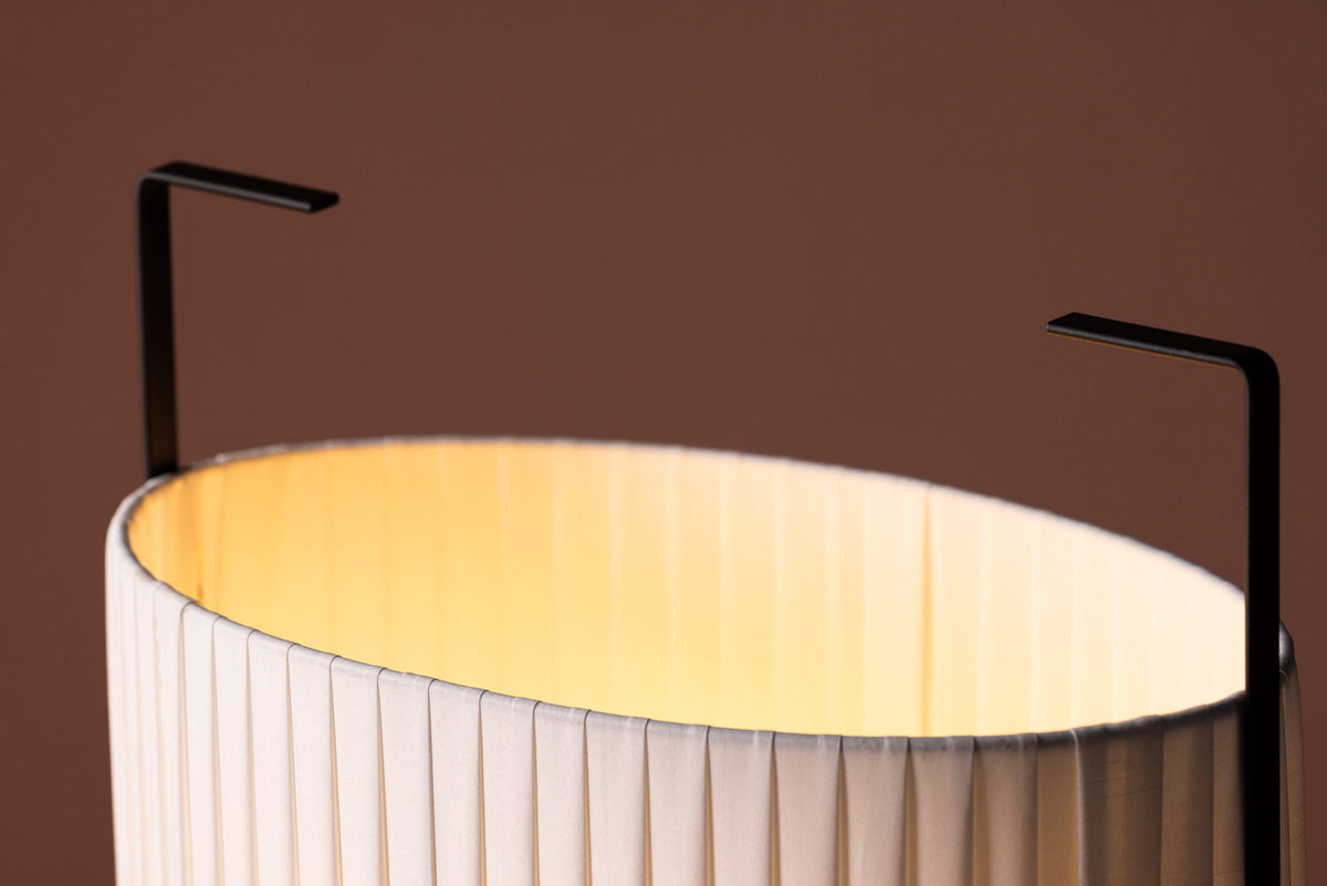 Rennes Stehleuchte in Beige präsentiert im Onlineshop von KAQTU Design AG. Stehleuchte ist von Venture Home