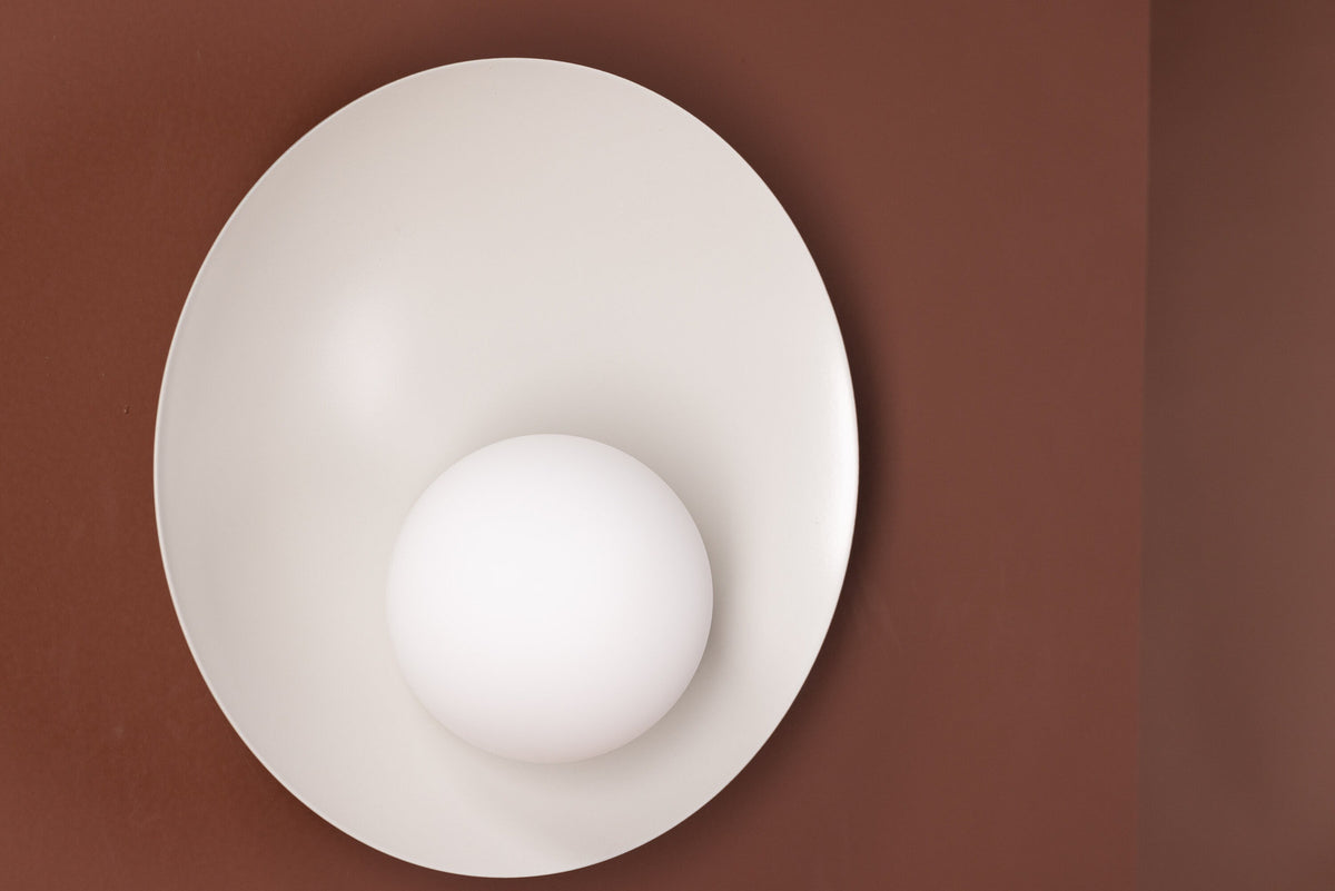 Le Havre Wandleuchte in Hellgrau präsentiert im Onlineshop von KAQTU Design AG. Wandleuchte ist von Venture Home