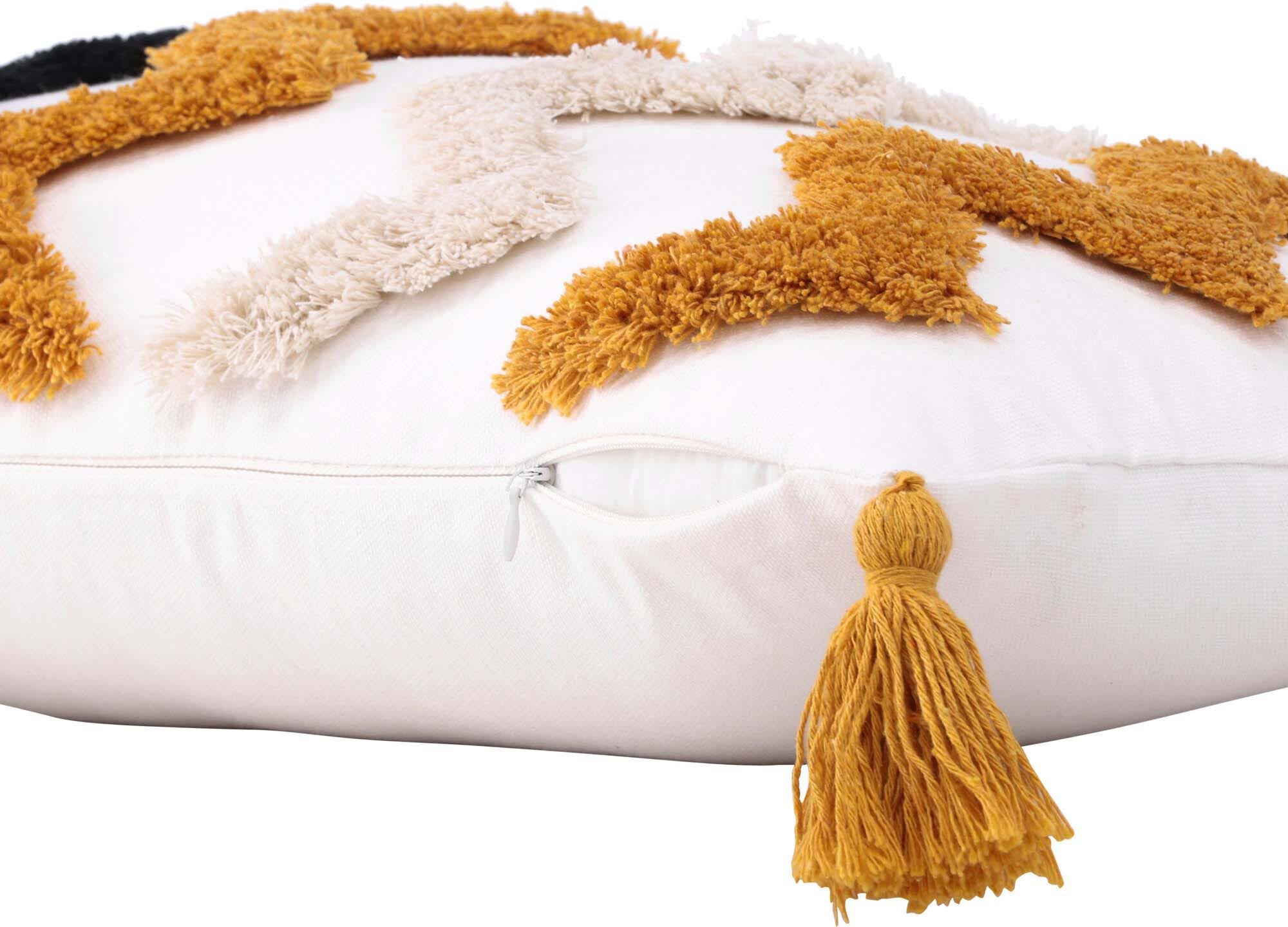 Erleben Sie den Melina Kissenbezug: Modernes, getuftetes Design in Beige, Braun und Schwarz für stilvolle Akzente und höchsten Komfort.