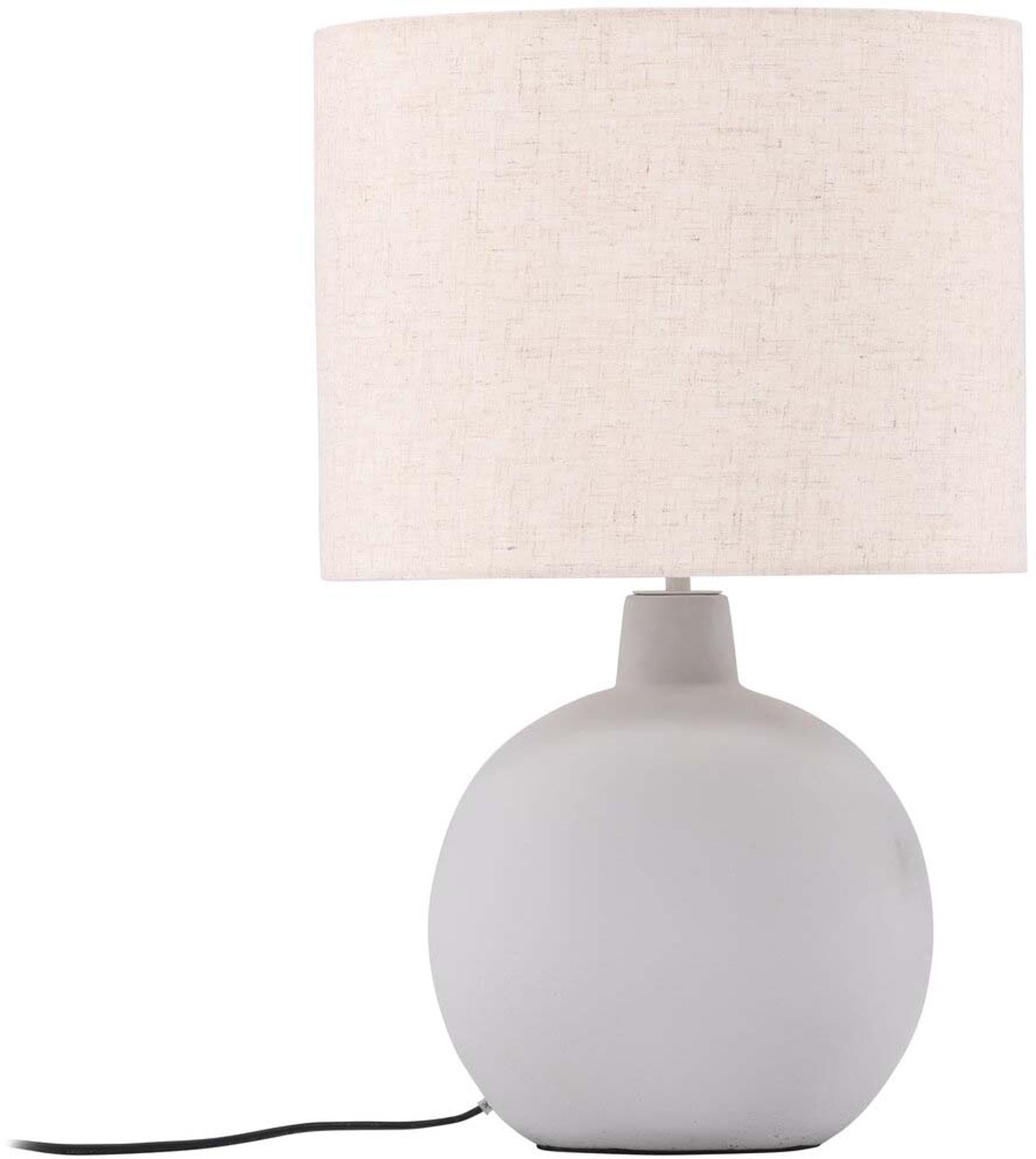 Die Torcello Tischleuchte von Venture Home besticht durch ihr zeitloses Design mit Betonfuss und Leinen-Lampenschirm, ideal für jeden Raum.