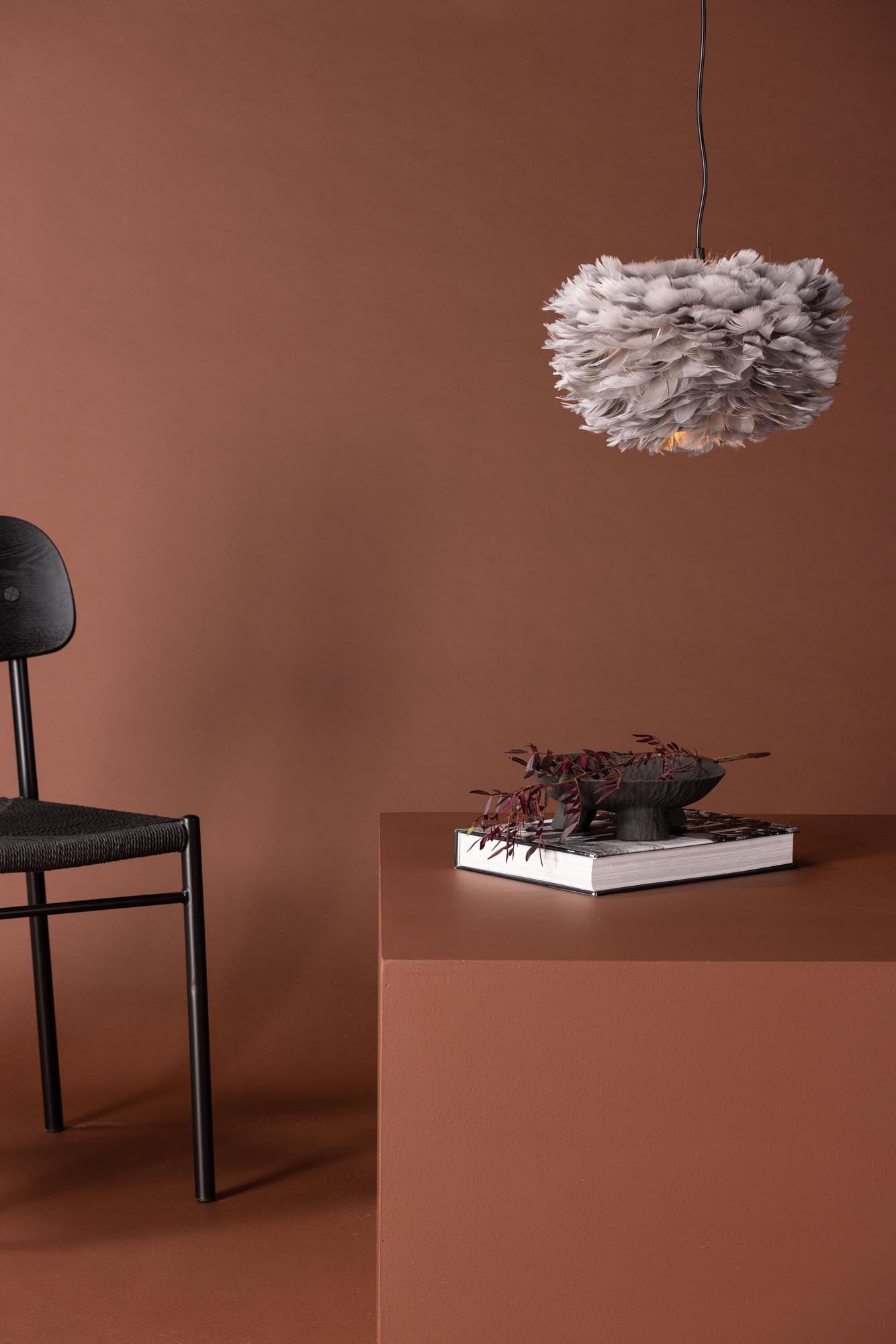 Nicola Pendelleuchte in Grau präsentiert im Onlineshop von KAQTU Design AG. Pendelleuchte ist von Venture Home