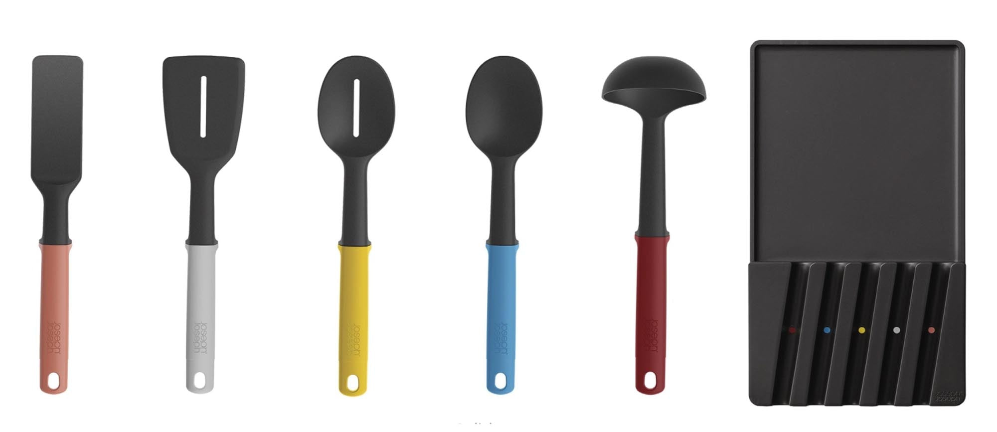 Erleben Sie das Elevate Utensils Set von Joseph Joseph: 5 hochwertige, ergonomische Küchenutensilien aus robustem Polypropylen für einfache Handhabung und Reinigung.