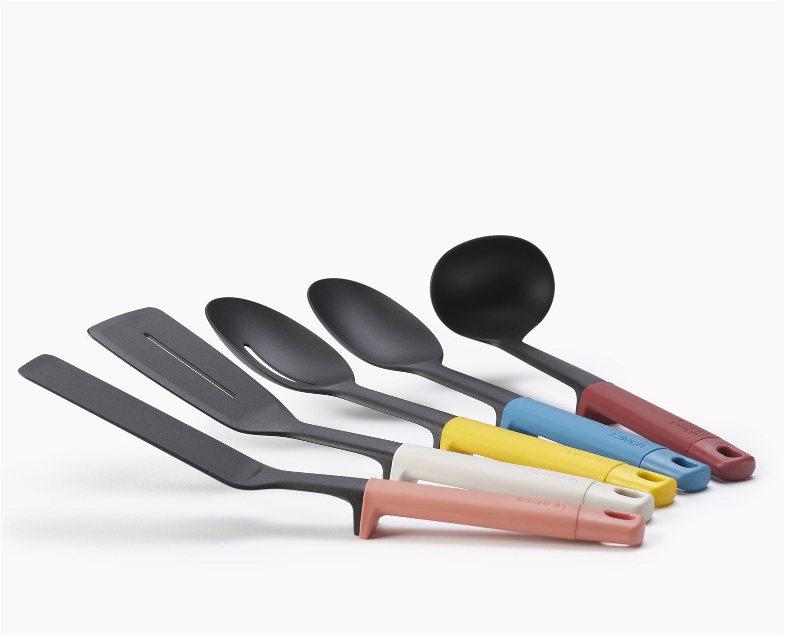 Entdecken Sie das Elevate Utensils Set von Joseph Joseph: 5 stilvolle, langlebige Küchenhelfer aus hitzebeständigem Polypropylen, ideal für platzsparende Aufbewahrung.