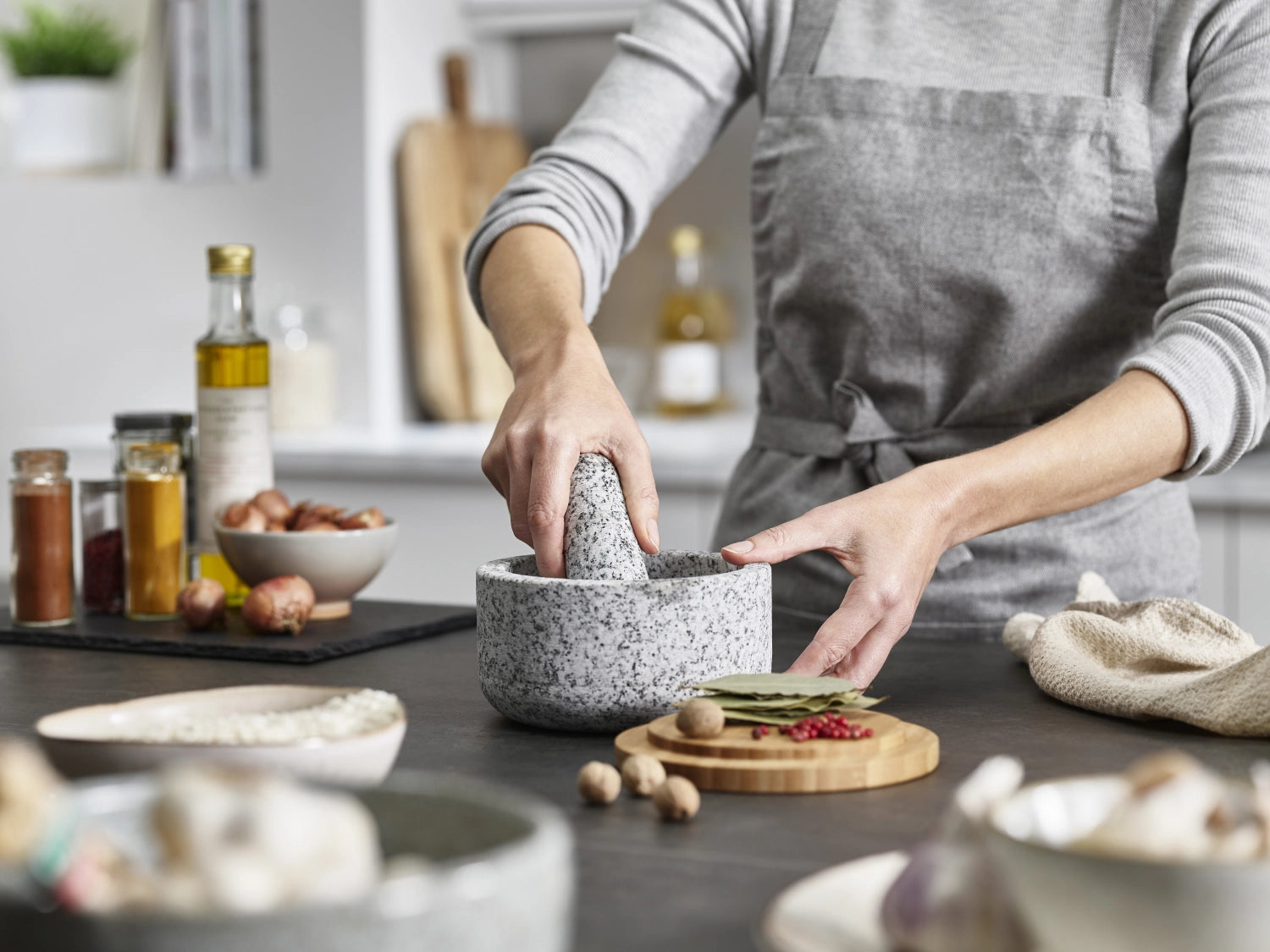 Dash Mörser Stözel en granit avec couvercle en bambou