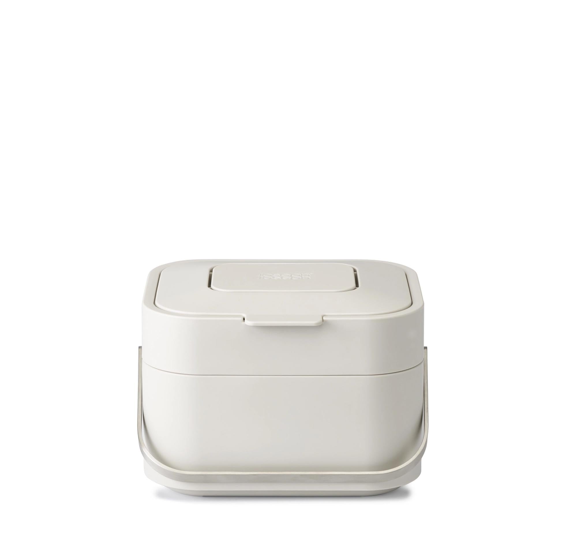 Eleganter 4l Abfallbehälter in Sand von Joseph Joseph, platzsparend.