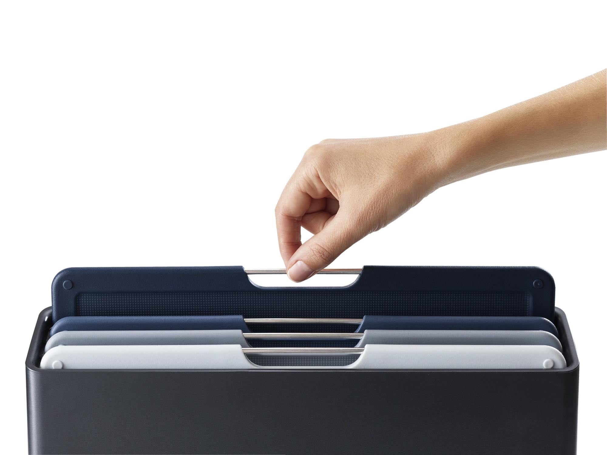 Elegantes Joseph Joseph Schneidebrett-Set in Graphit, 4-teilig, gross.