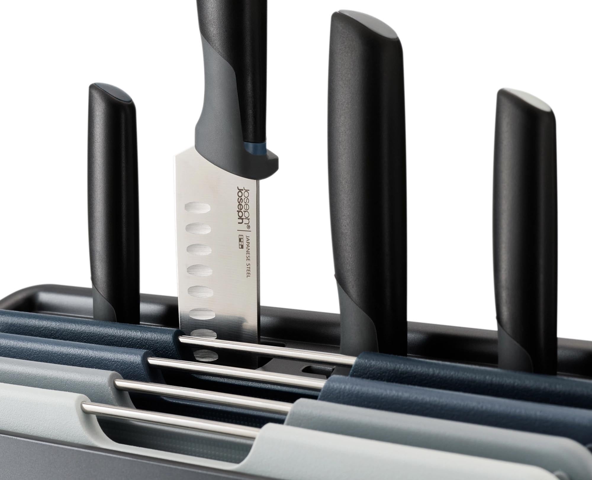 Vielseitiges 8-teiliges Messer- und Schneidebrettset in elegantem Graphit von Joseph Joseph – ideal für jeden Kochliebhaber.