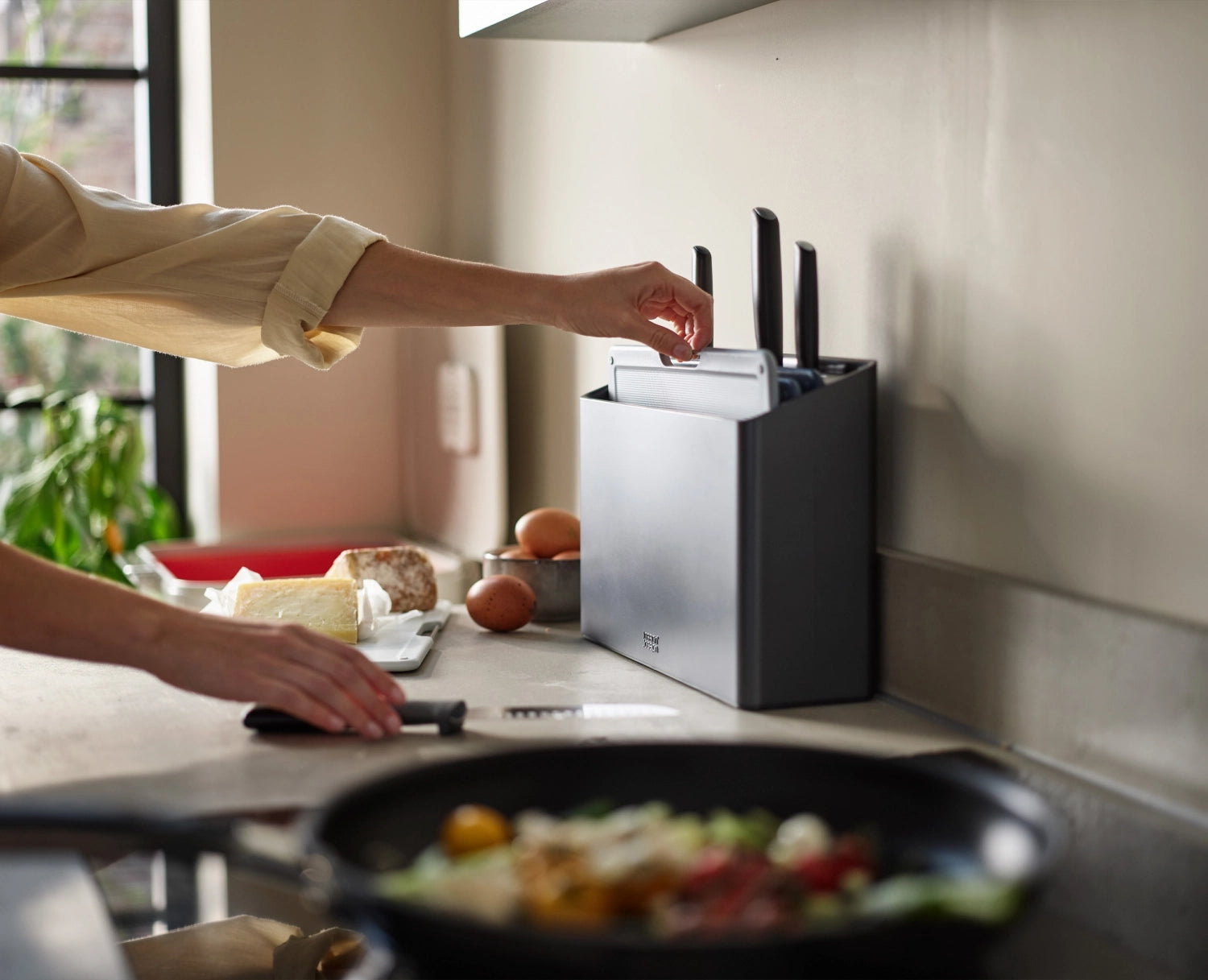 Folio Plus 8 tlg. Messer+Schneidebrettset Graphite