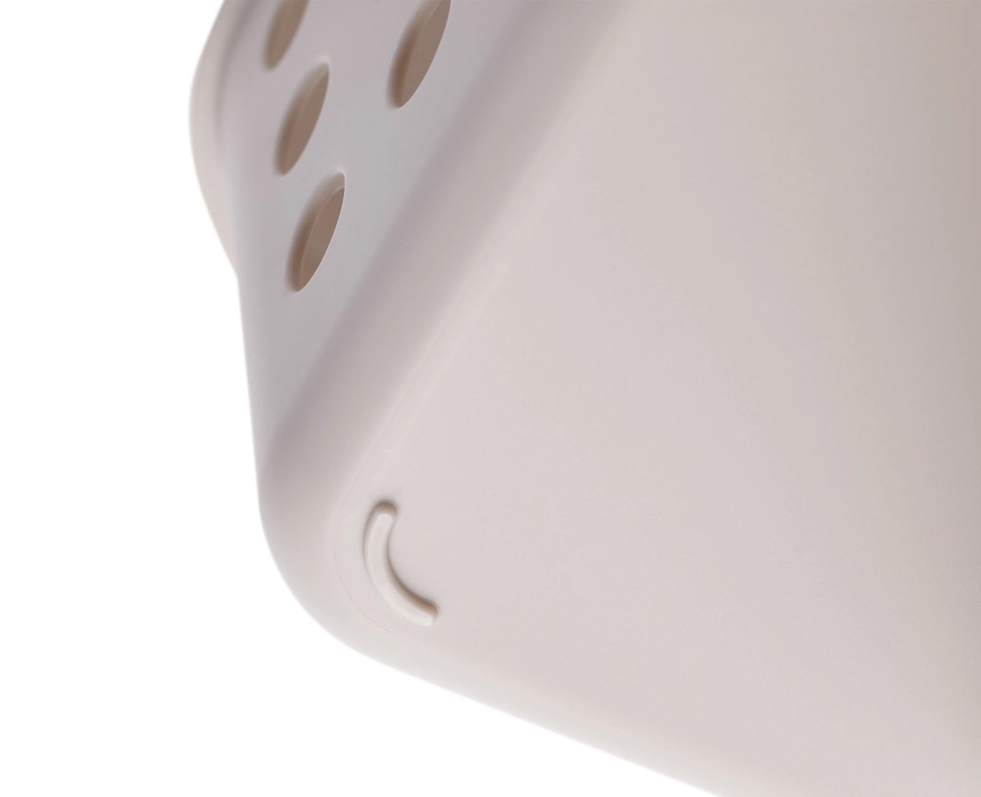 Stylischer EasyStore Aufbewahrungskorb von Joseph Joseph für vielseitige und elegante Aufbewahrungslösungen in jedem Raum.