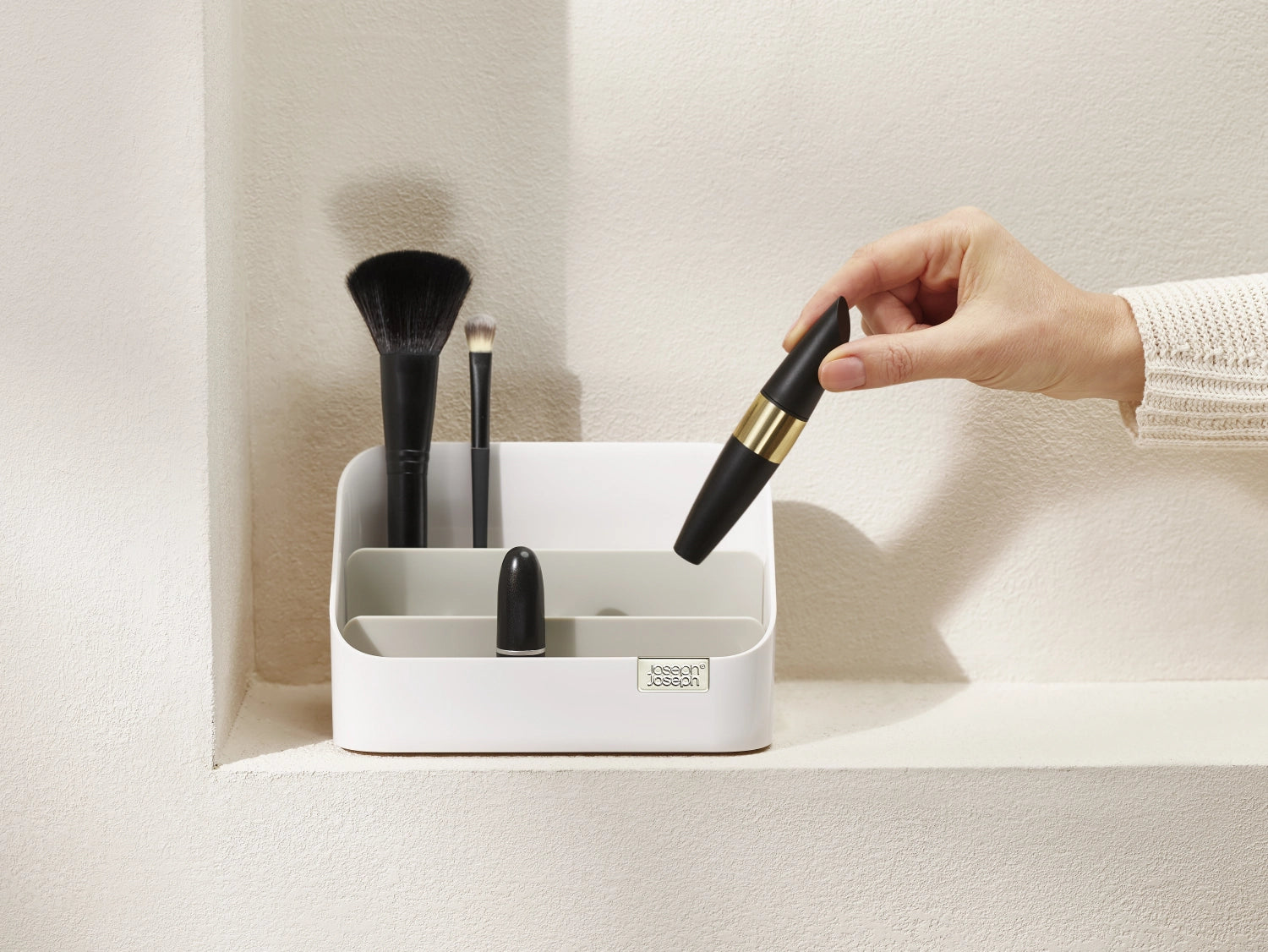 Viva Gestufter Kosmetik-Organizer, 18x10.7x11cm