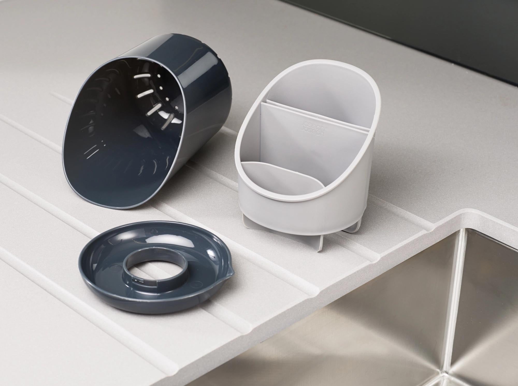 Praktischer Dock Abtropfbehälter von Joseph Joseph in elegantem Grau, 12x19 cm – ideal für die hygienische Aufbewahrung Ihrer Küchenhelfer.