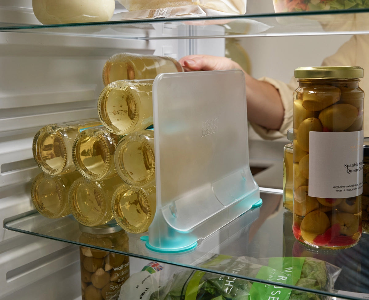 FridgeStore Trennwand in Blau präsentiert im Onlineshop von KAQTU Design AG. Aufbewahrungsbehälter ist von Joseph Joseph