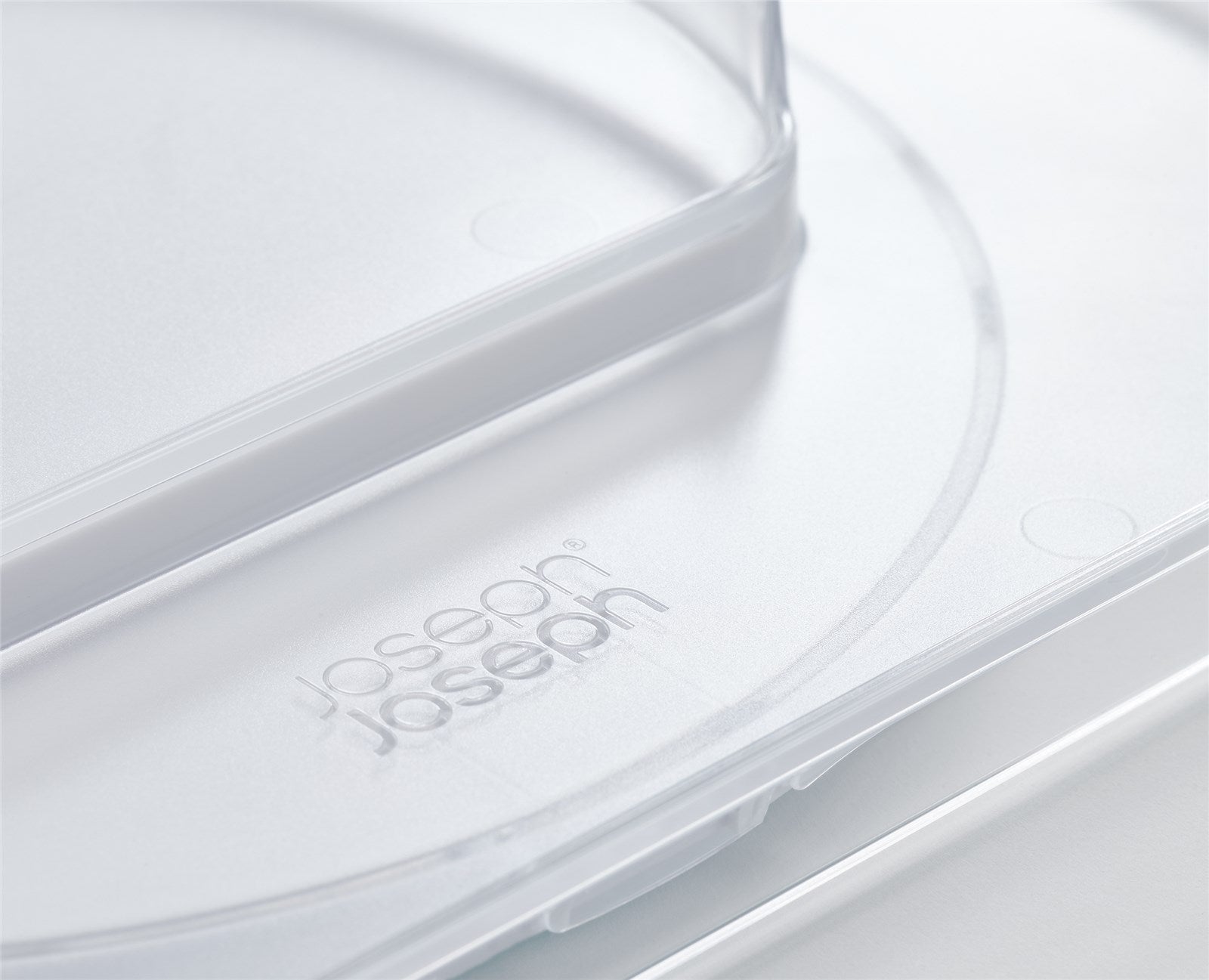 Platzsparendes FridgeStore Karussell: Perfekte Übersicht im Kühlschrank.