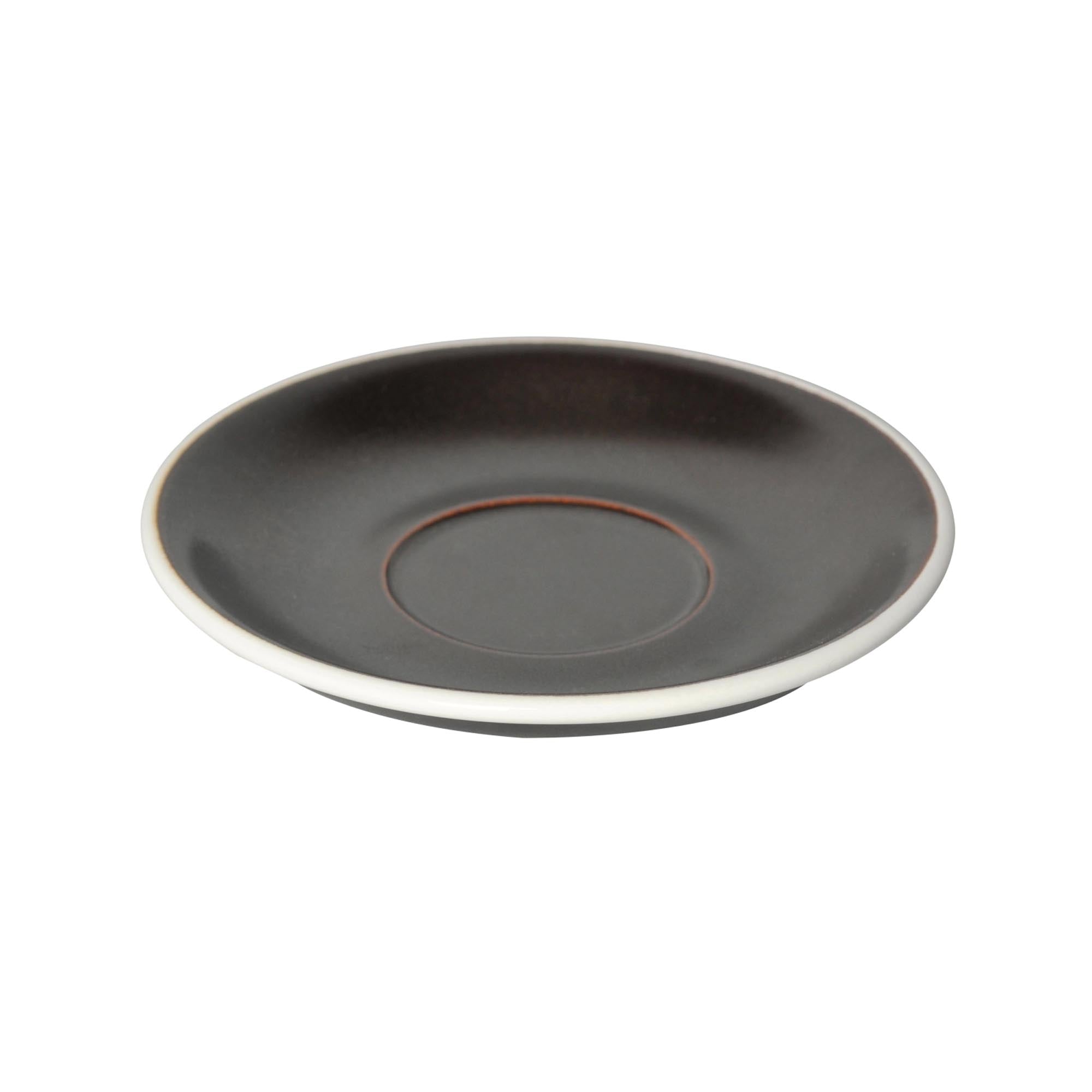 Egg Untertassen für Espresso bis Café Latte in Schwarzpulver präsentiert im Onlineshop von KAQTU Design AG. Kaffeetassen ist von Loveramics