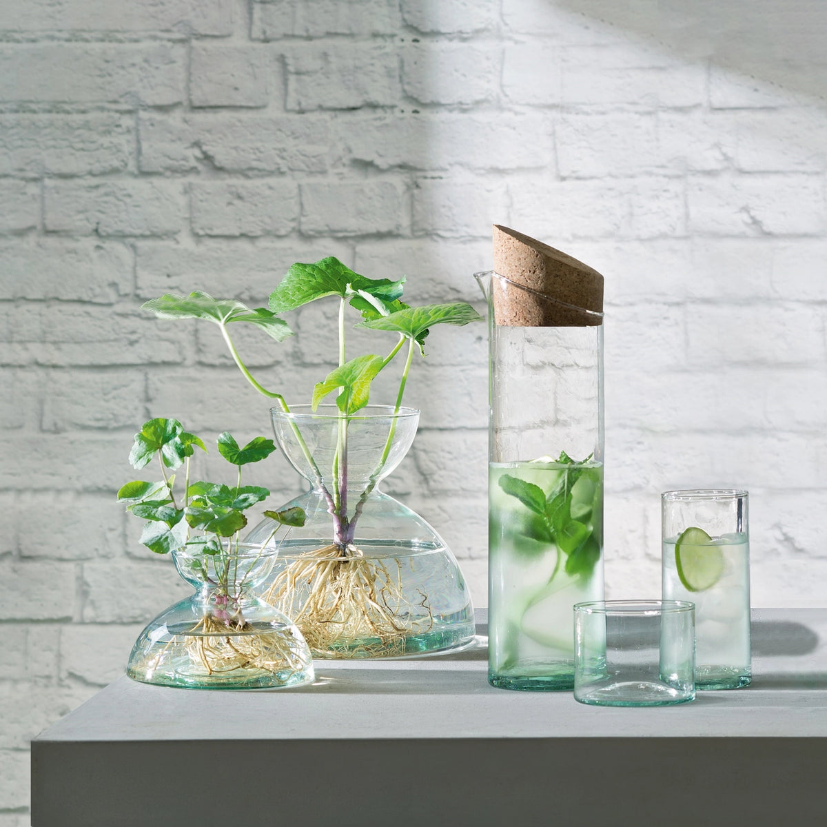 Canopy Karaffe 1.3L - recy. Optik in Transparent präsentiert im Onlineshop von KAQTU Design AG. Karaffe ist von LSA