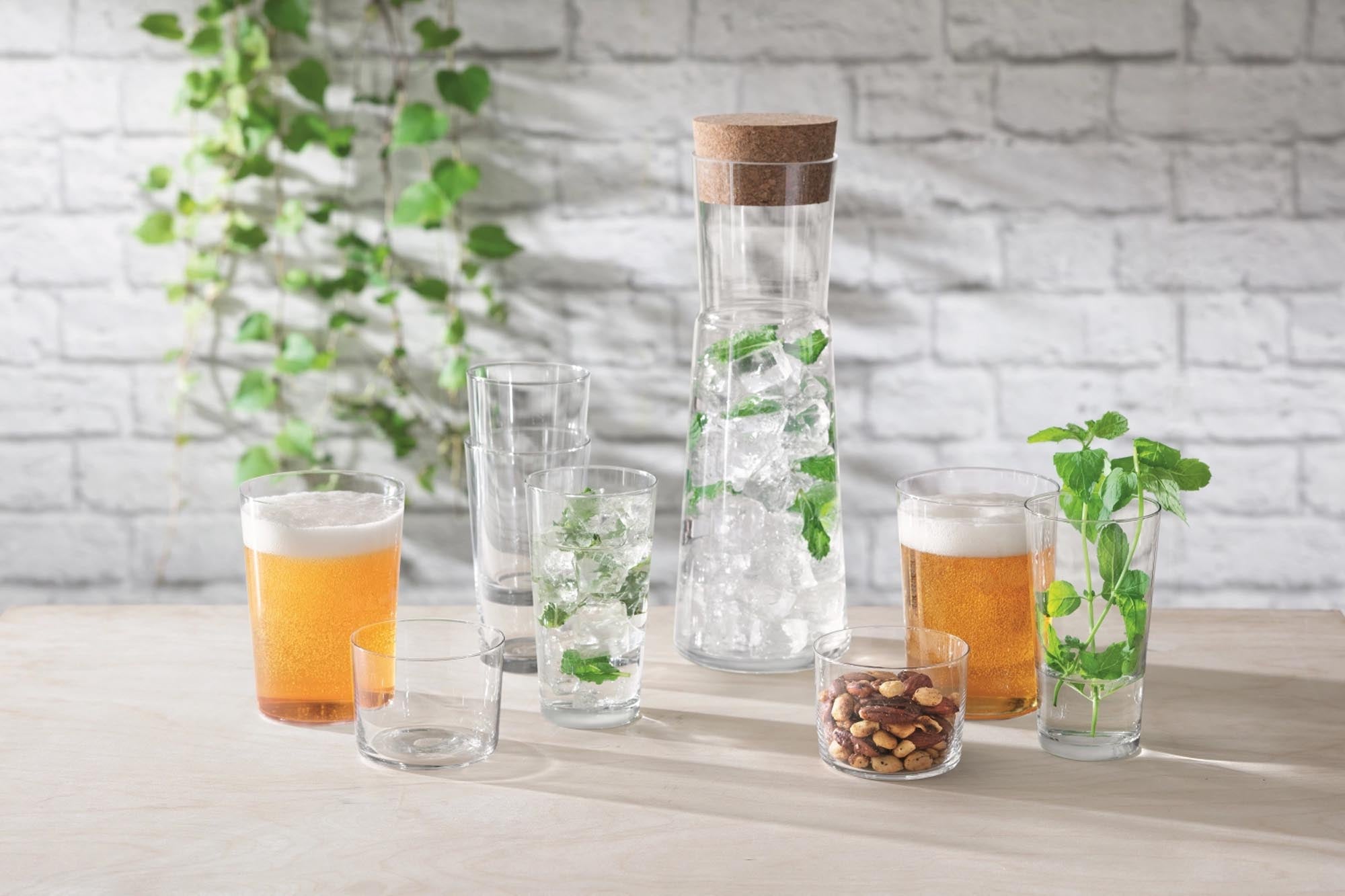 Grosse Gio Becher 560ml von LSA: Zeitloses Design im 4er Set.