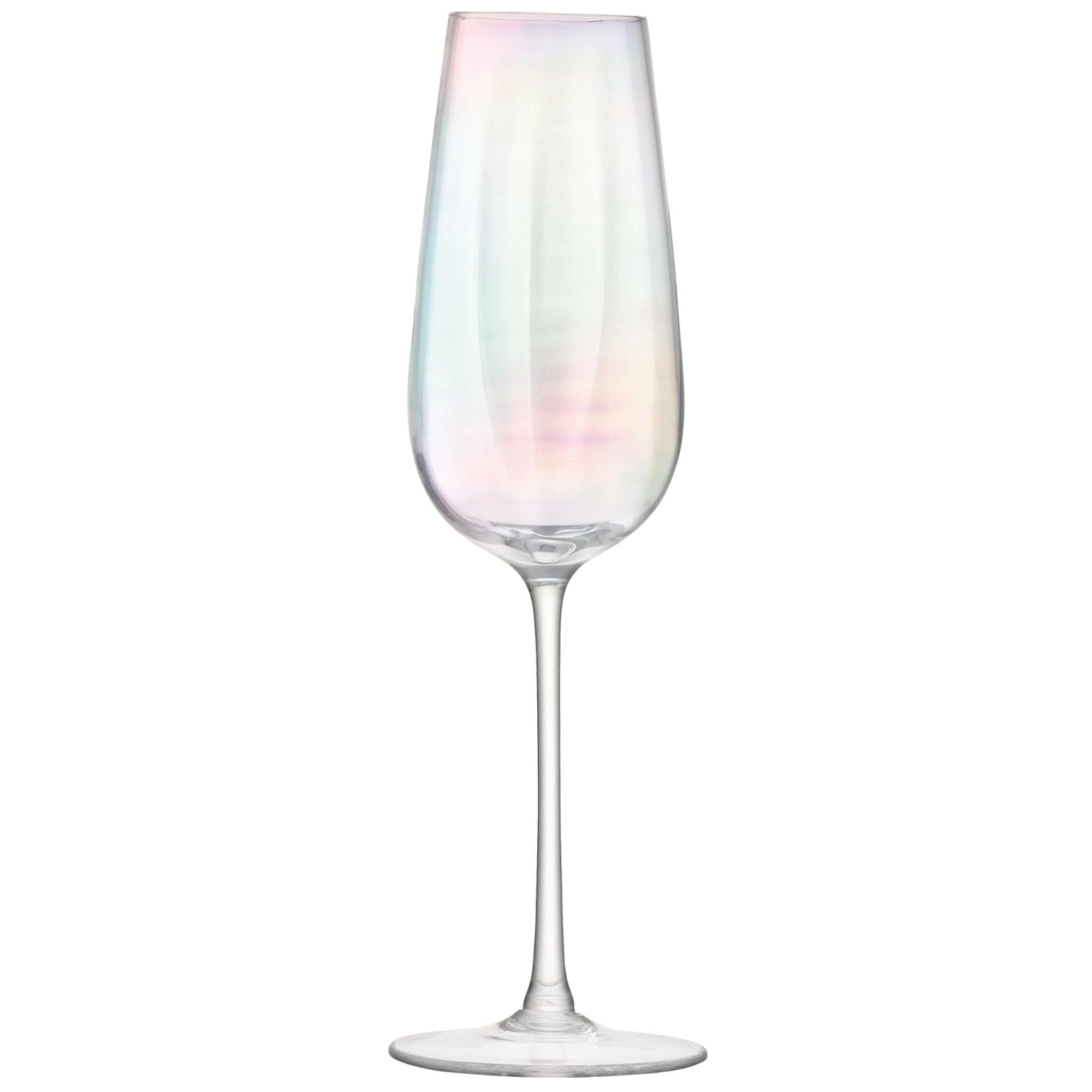 Entdecken Sie das LSA Pearl Champagner-Set: Elegante 250ml Gläser in luxuriösem Perlmutt, perfekt für festliche Anlässe und stilvolle Tischdekoration.