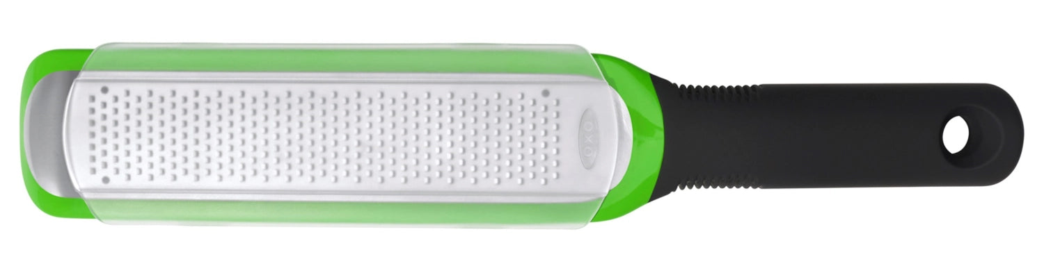 Entdecken Sie den OXO Zestenreißer aus Edelstahl – perfekt für Zesten von Zitrusfrüchten. Ergonomisch, langlebig und spülmaschinenfest!