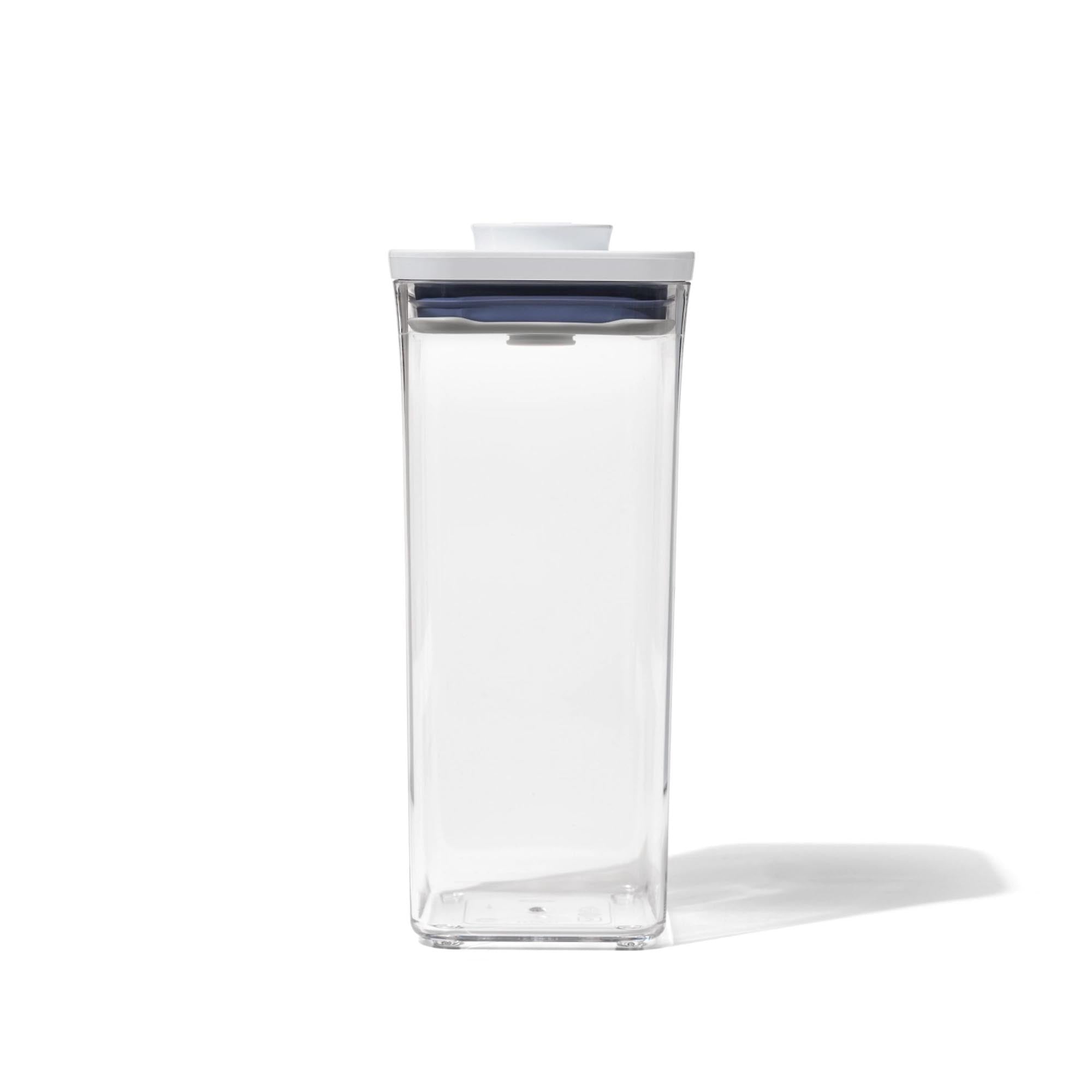 Klein, quadratisch und vielseitig: Der OXO POP 2.0 Behälter (1,6 l) hält Lebensmittel frisch, spart Platz und ist spülmaschinenfest.