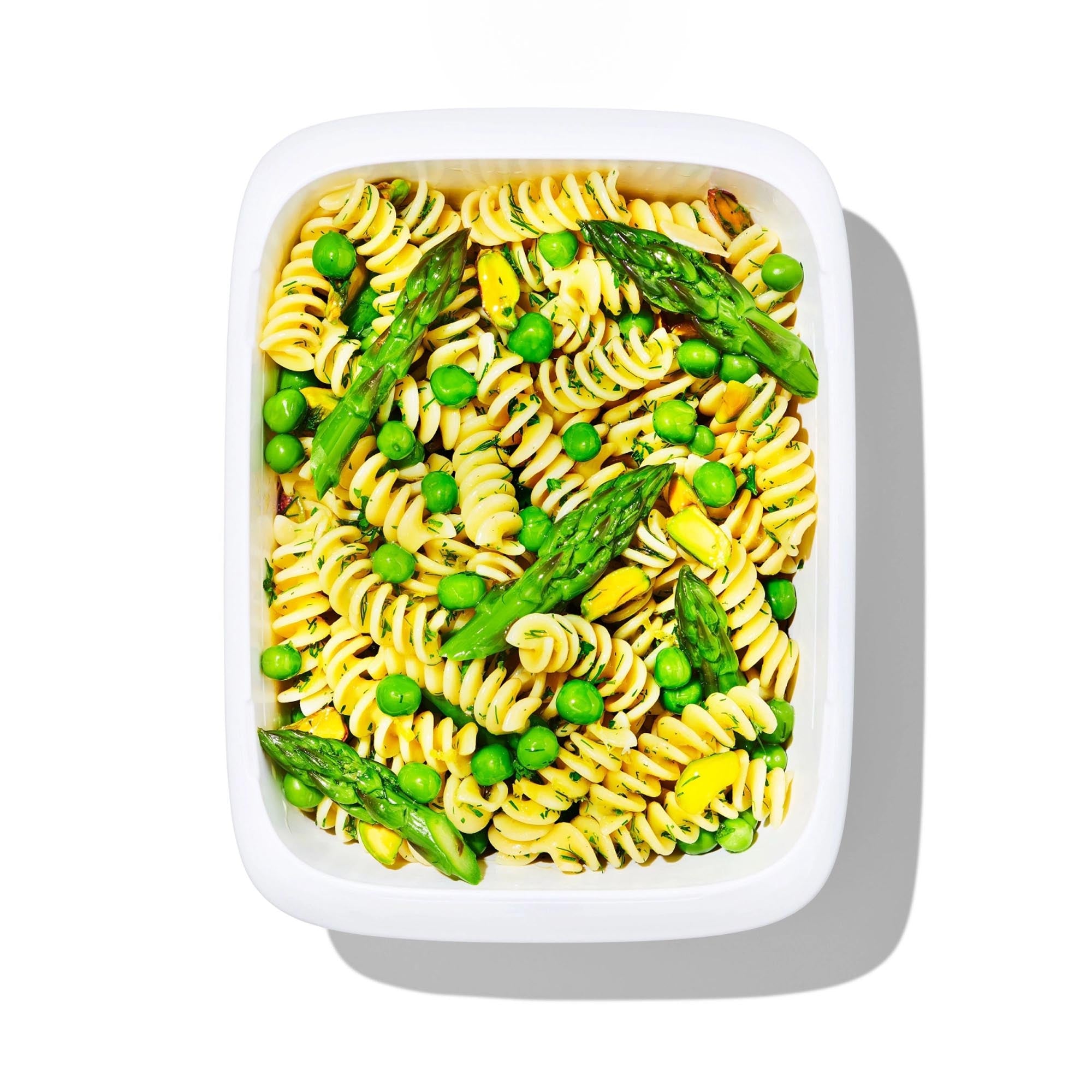 Der OXO Good Grips Prep & Go Behälter 0.8L bietet optimale Frische für Snacks und Mahlzeiten, ist bruchsicher und perfekt für die gesunde Ernährung unterwegs.