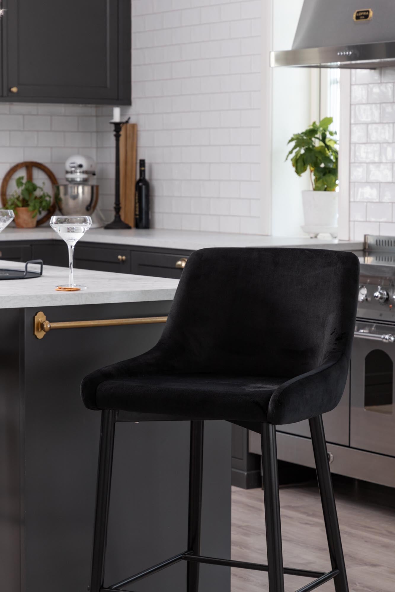 Plaza Barstuhl in Schwarz präsentiert im Onlineshop von KAQTU Design AG. Barstuhl ist von Venture Home