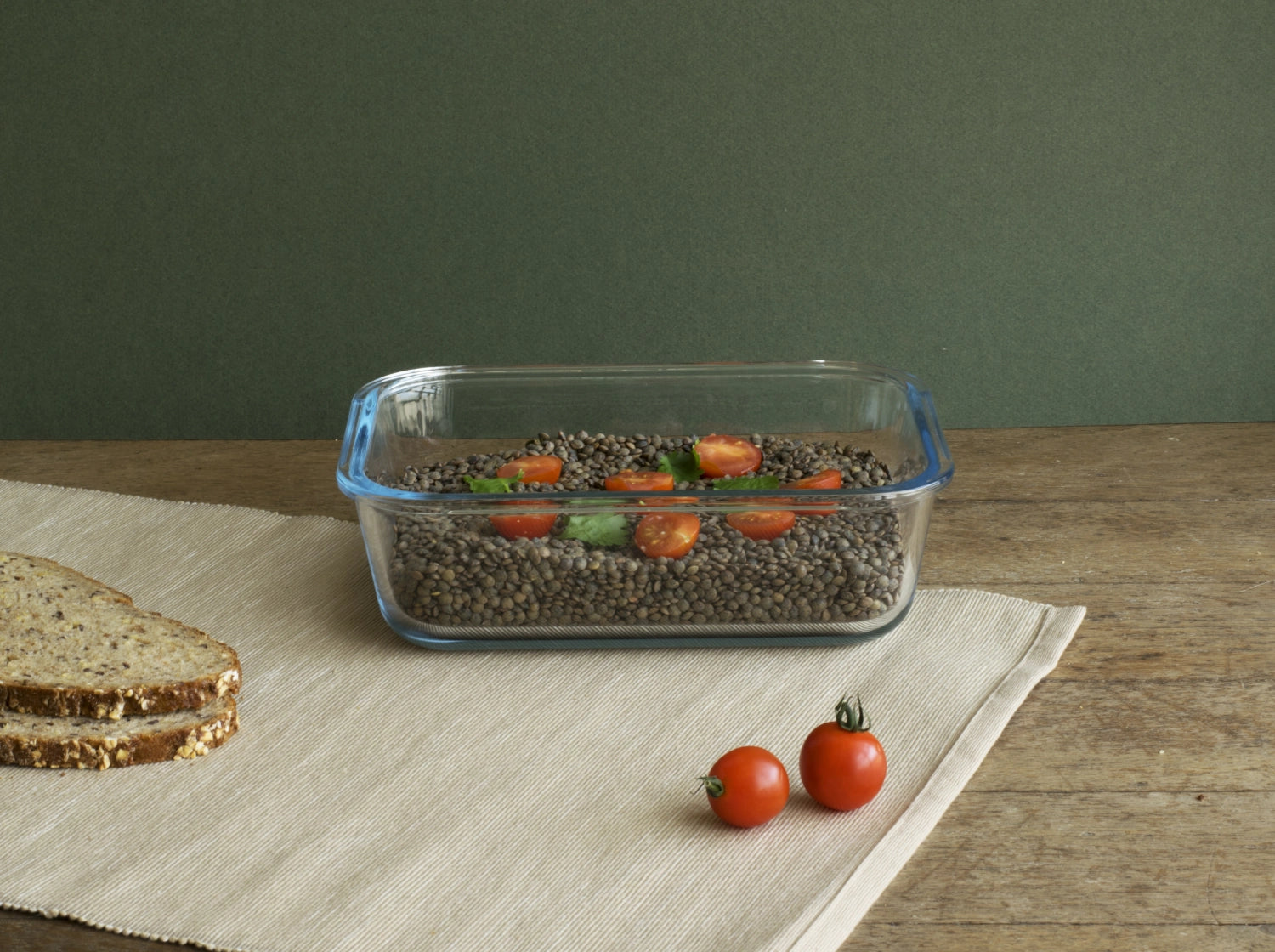 Die elegante Pebbly Glas Vorratsdose (1,5 l) mit Ventil sorgt für frische Lebensmittelaufbewahrung. Robust, geschmacksneutral und umweltfreundlich.