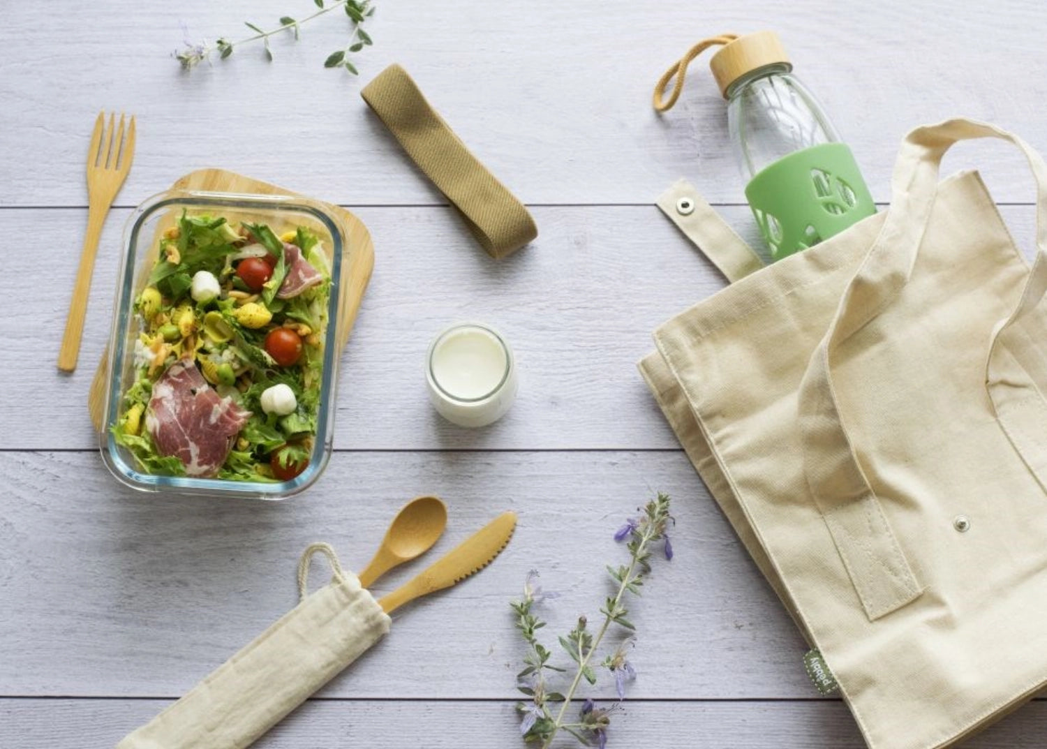 Pebbly Lunch box con contenitore in bambù da 1 l e posate in bambù