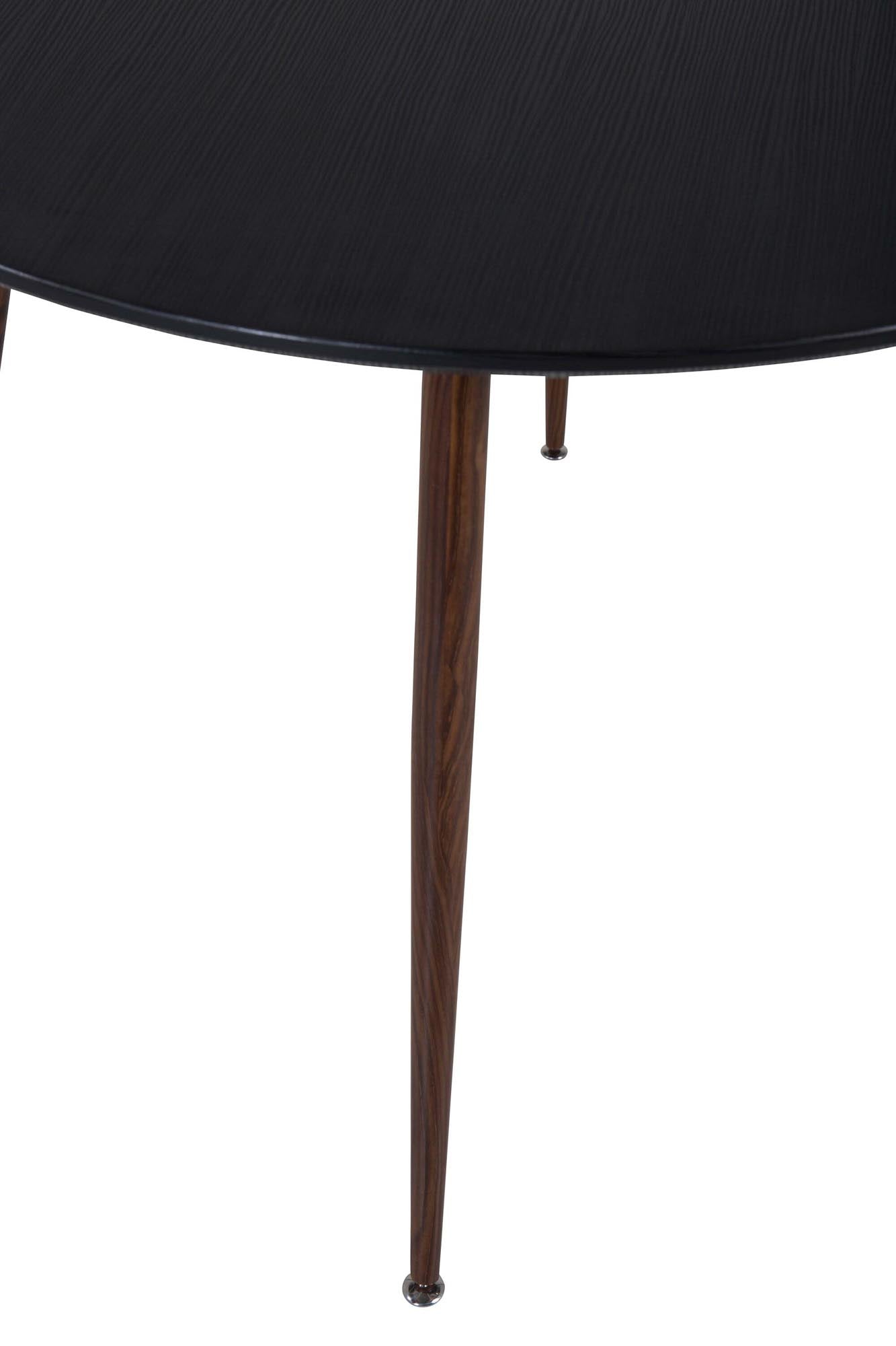 Plaza Tisch von Venture Home: Eleganz trifft Funktionalität.