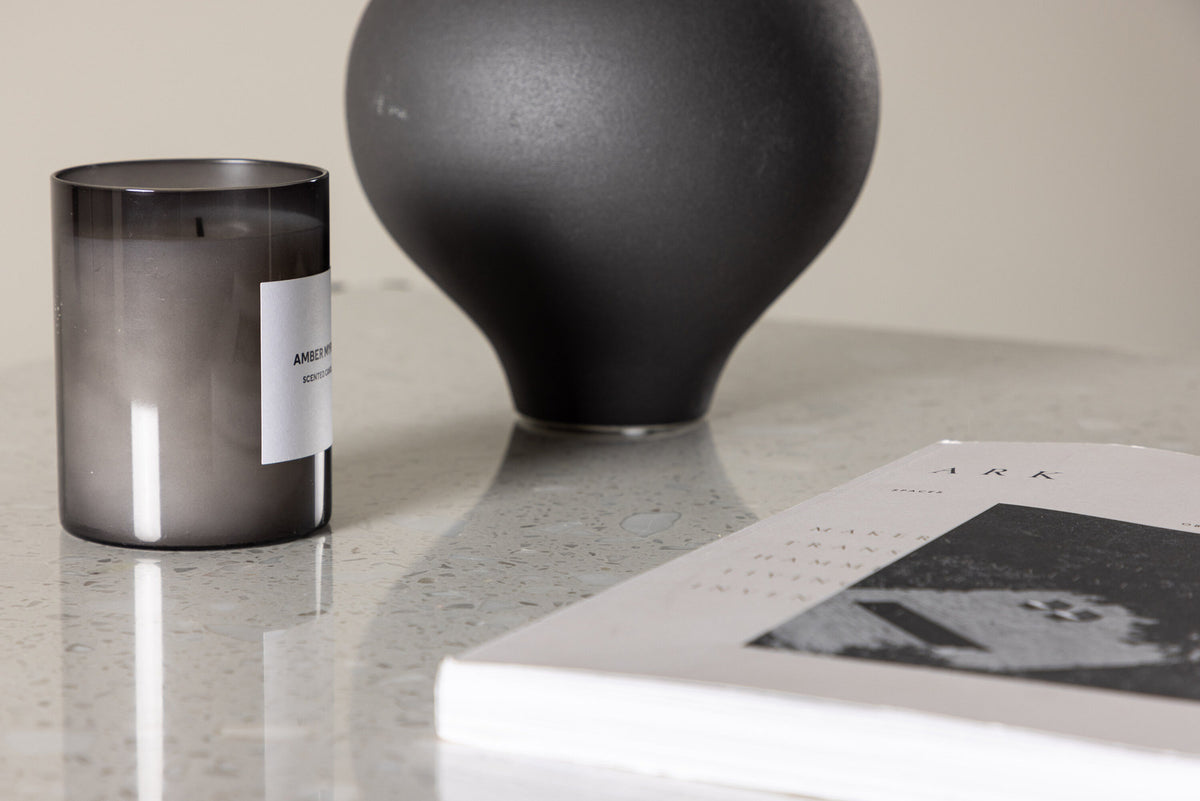 Razzia Coffee Tisch in Weiss präsentiert im Onlineshop von KAQTU Design AG. Beistelltisch ist von Venture Home