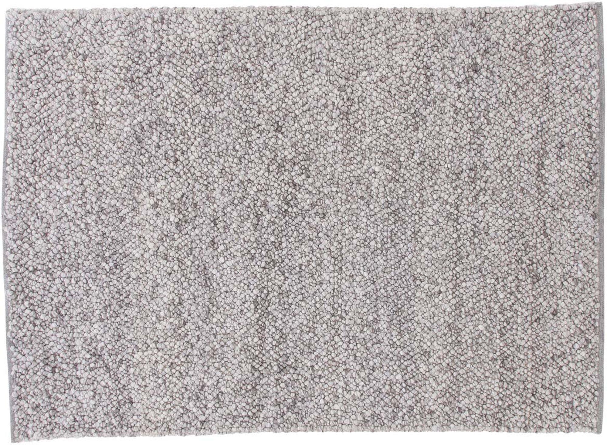 Jajru Teppich in Hellgrau präsentiert im Onlineshop von KAQTU Design AG. Teppich ist von Venture Home