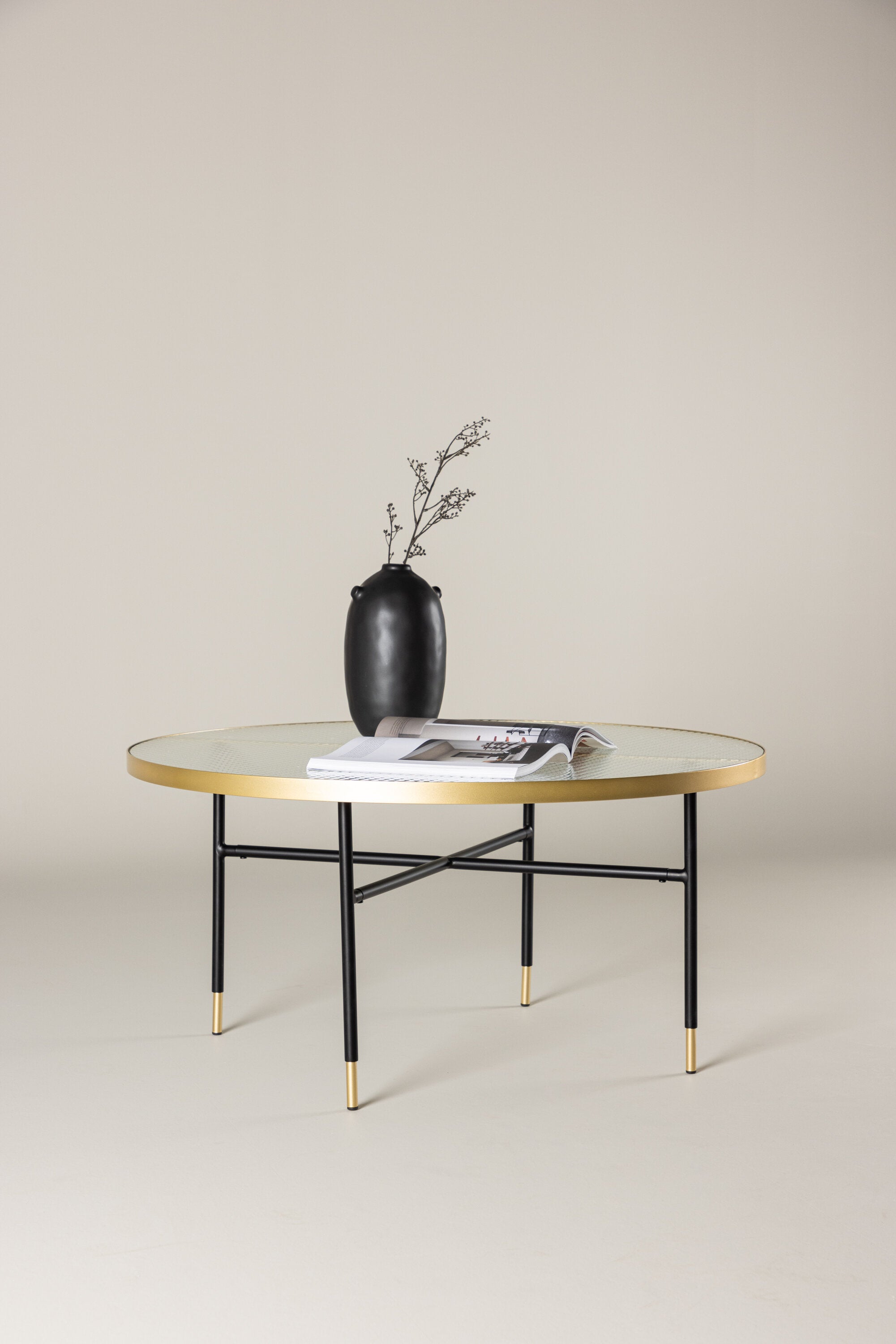 Bubbles Beistelltisch in Gold präsentiert im Onlineshop von KAQTU Design AG. Beistelltisch ist von Venture Home