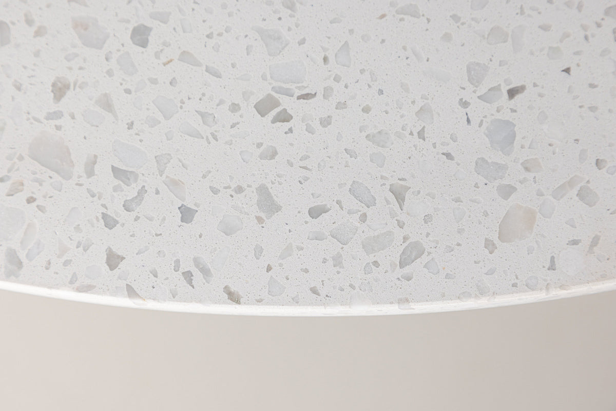 Razzia Tisch in Weiss präsentiert im Onlineshop von KAQTU Design AG. Esstisch ist von Venture Home