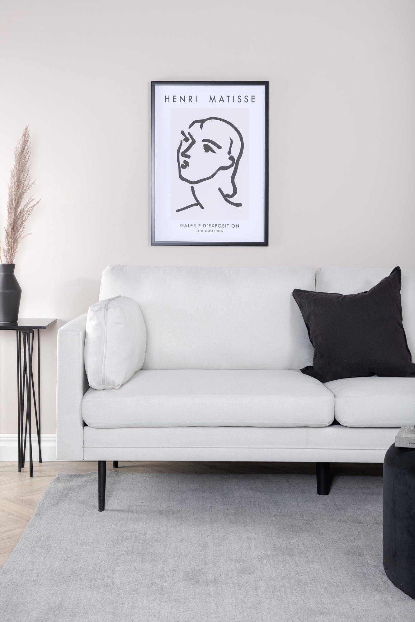 Boom Sofa in Beige/Schwarz präsentiert im Onlineshop von KAQTU Design AG. 3er Sofa ist von Venture Home