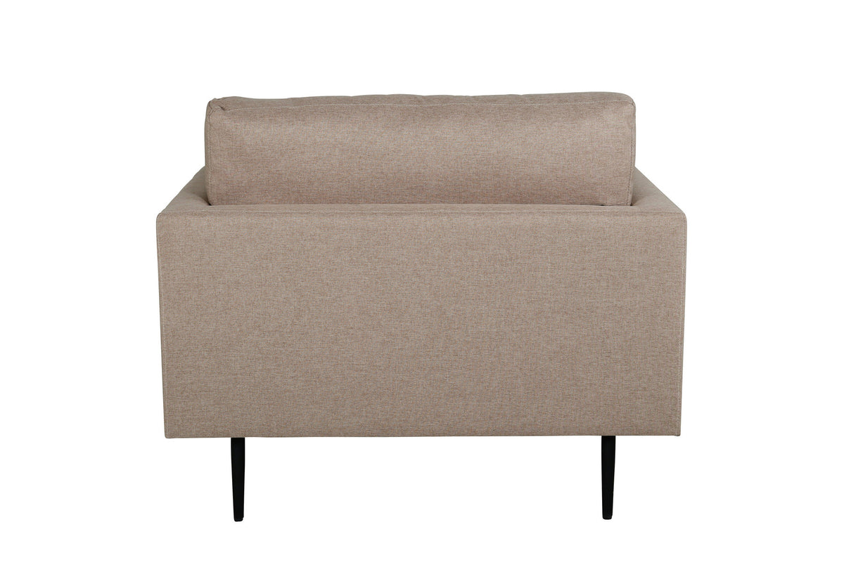 Boom Sessel in Braun präsentiert im Onlineshop von KAQTU Design AG. Sessel mit Armlehnen ist von Venture Home