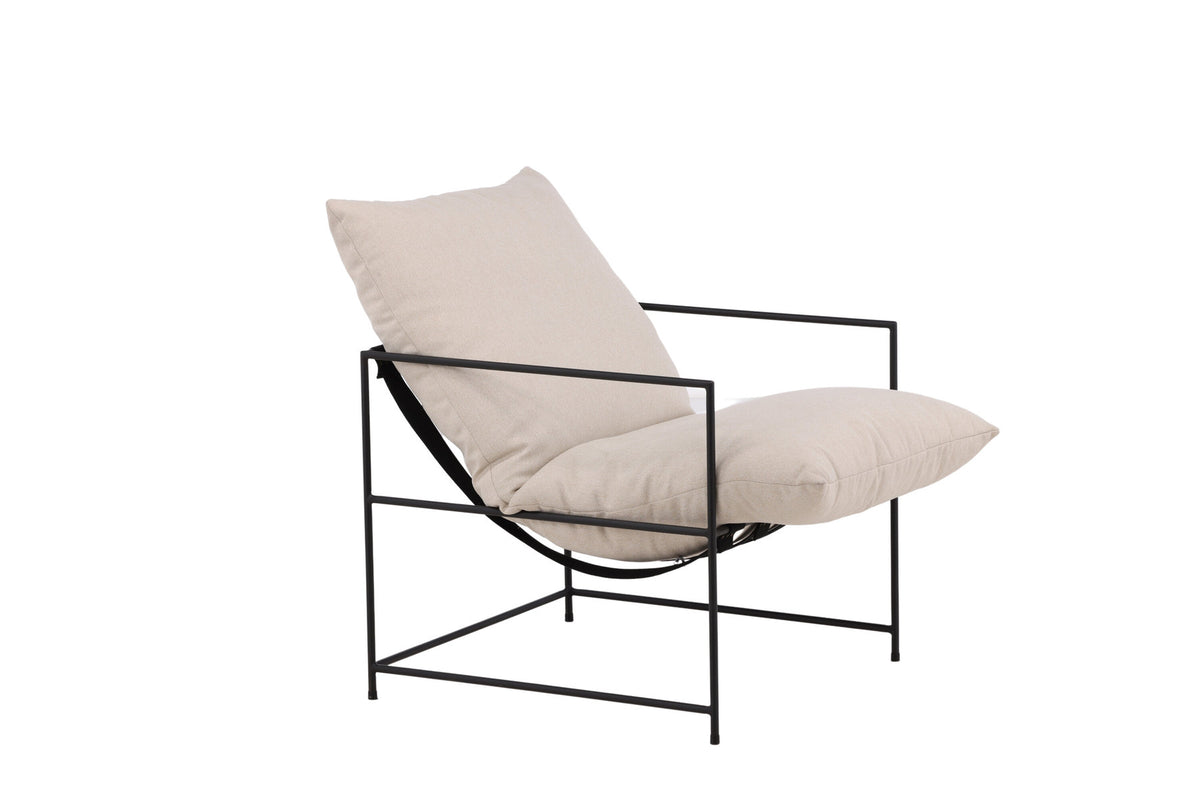 Sedalia Sessel in Weiss präsentiert im Onlineshop von KAQTU Design AG. Sessel mit Armlehnen ist von Venture Home