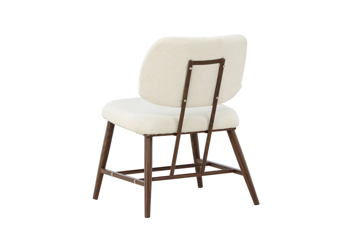 Midland Sessel in Weiss präsentiert im Onlineshop von KAQTU Design AG. Sessel ist von Venture Home