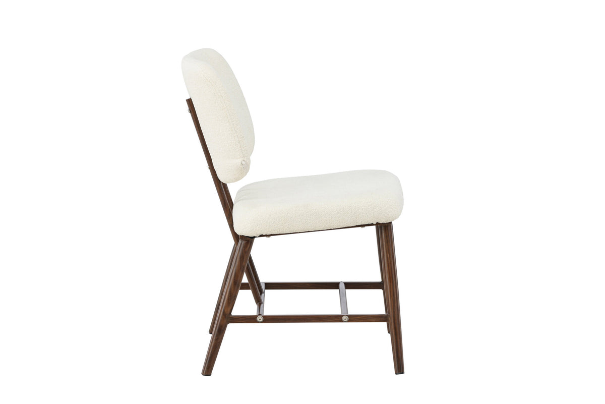 Midland Sessel in Weiss präsentiert im Onlineshop von KAQTU Design AG. Sessel ist von Venture Home
