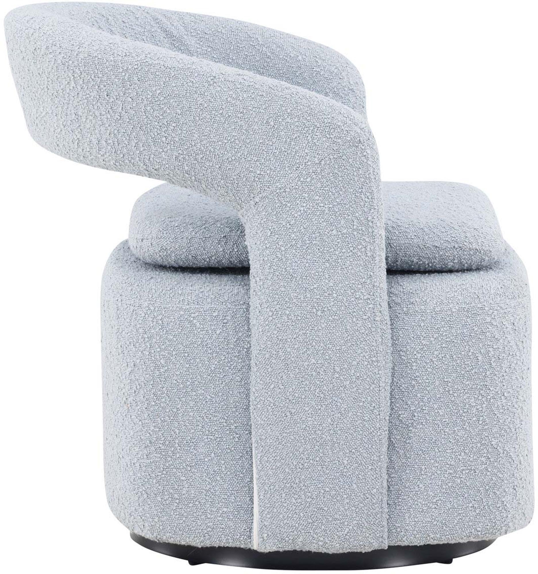 Stilvoller Laurel Sessel von Venture Home, gefertigt aus hochwertigem Bouclé und stabilen Stahlbeinen. Perfekt für jedes moderne Zuhause.