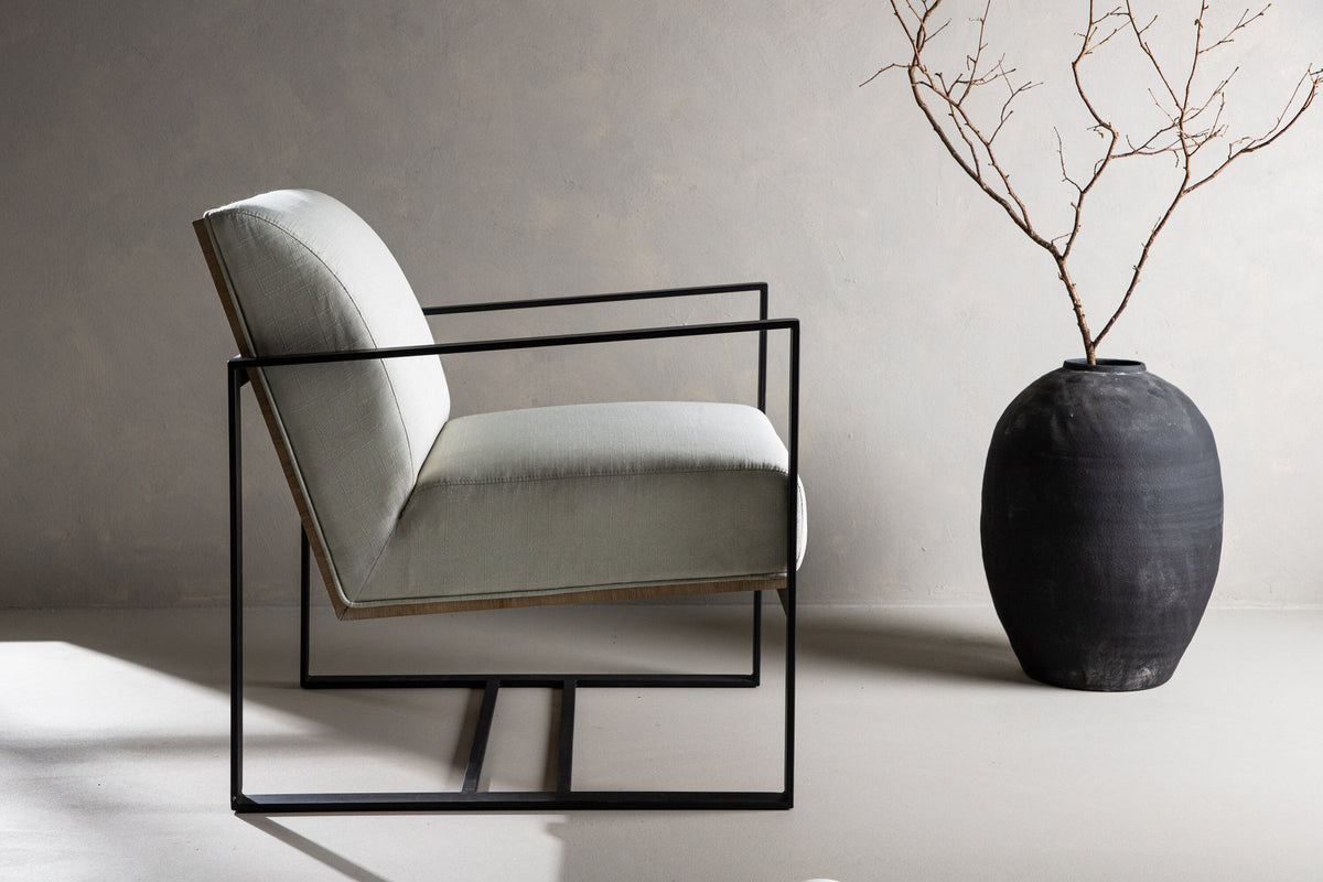 Kansas Sessel in Cremefarben präsentiert im Onlineshop von KAQTU Design AG. Sessel mit Armlehnen ist von Venture Home